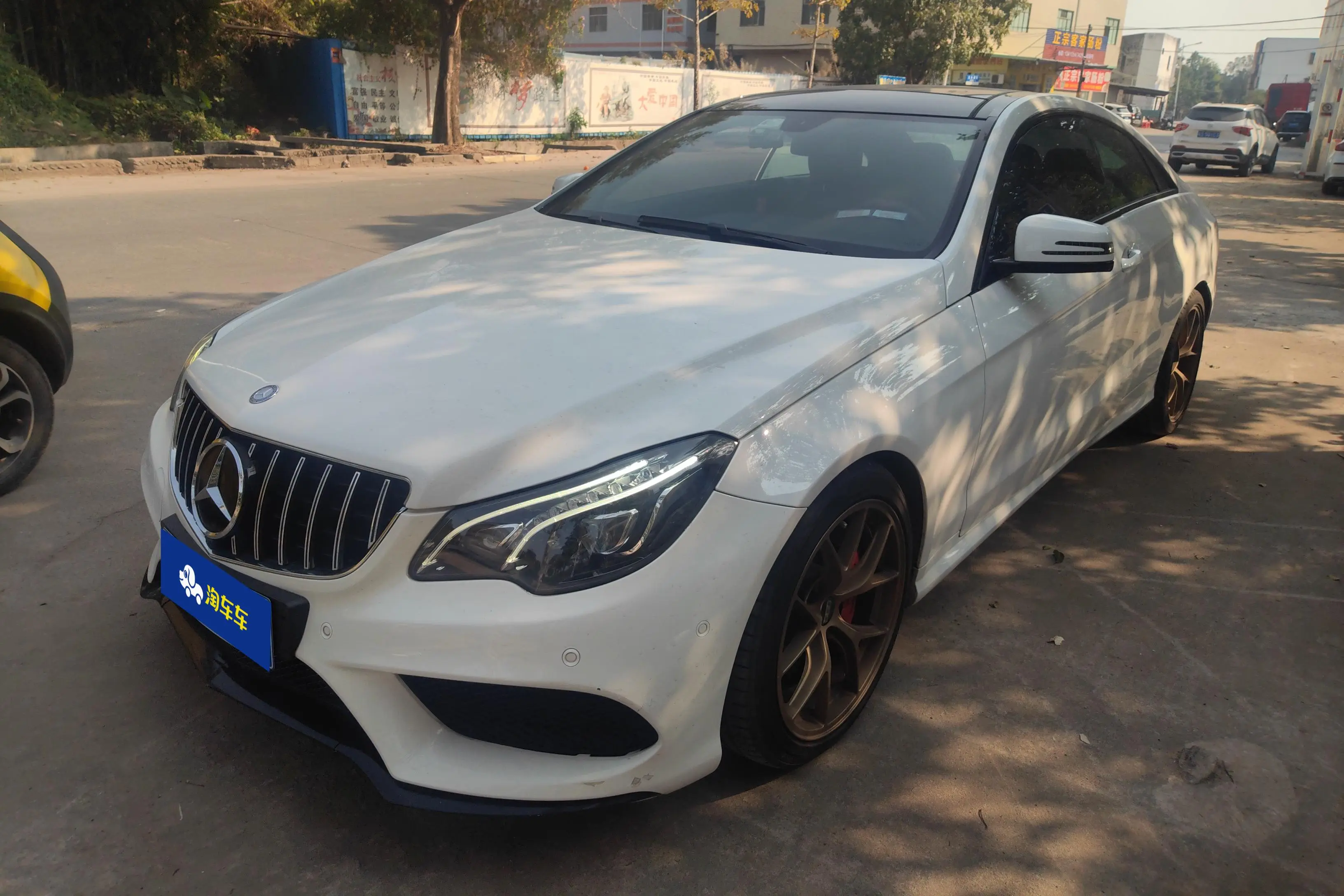 Mercedes-Benz E-Class  из Китая