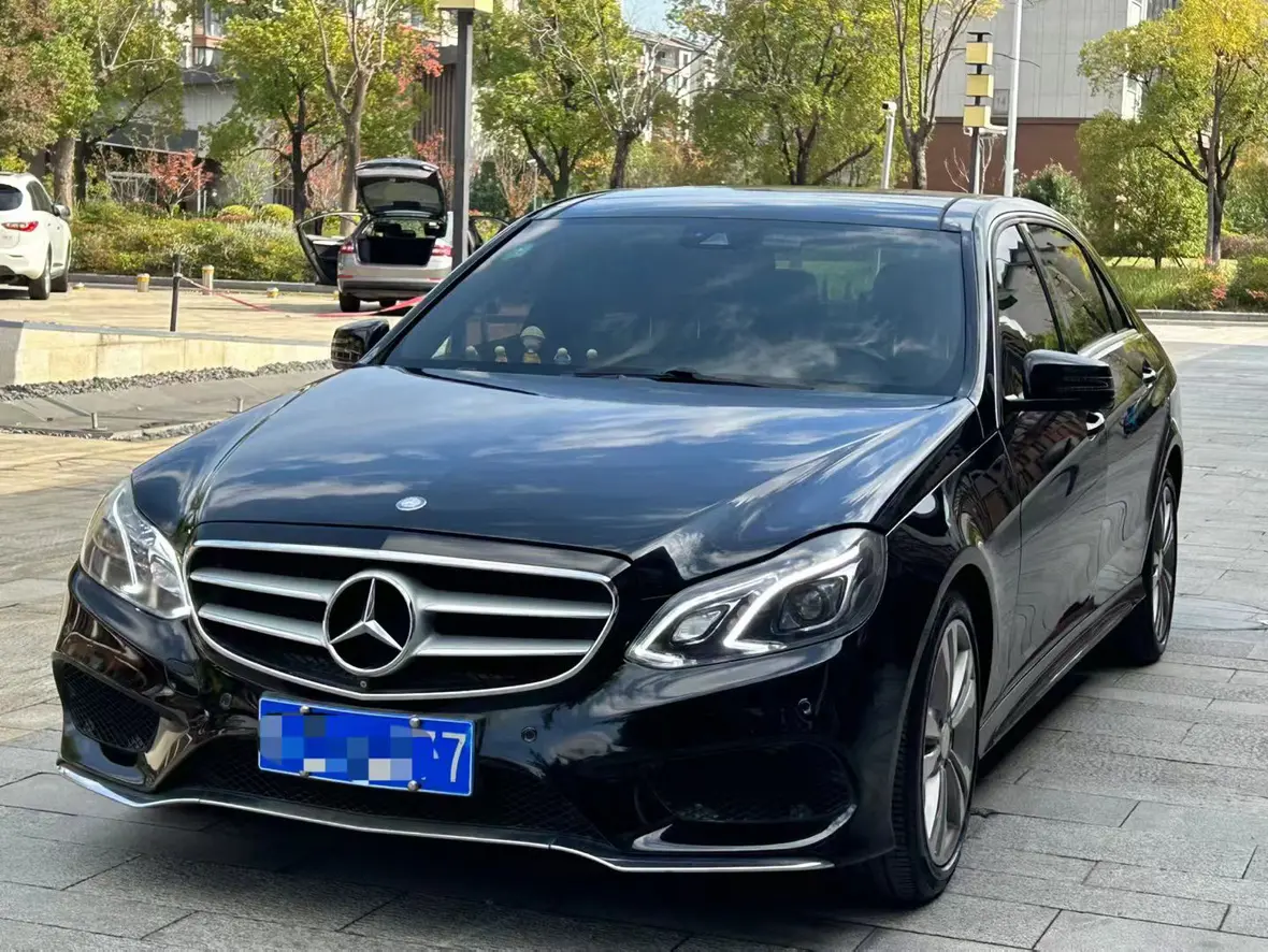 Mercedes-Benz E-Class  из Китая