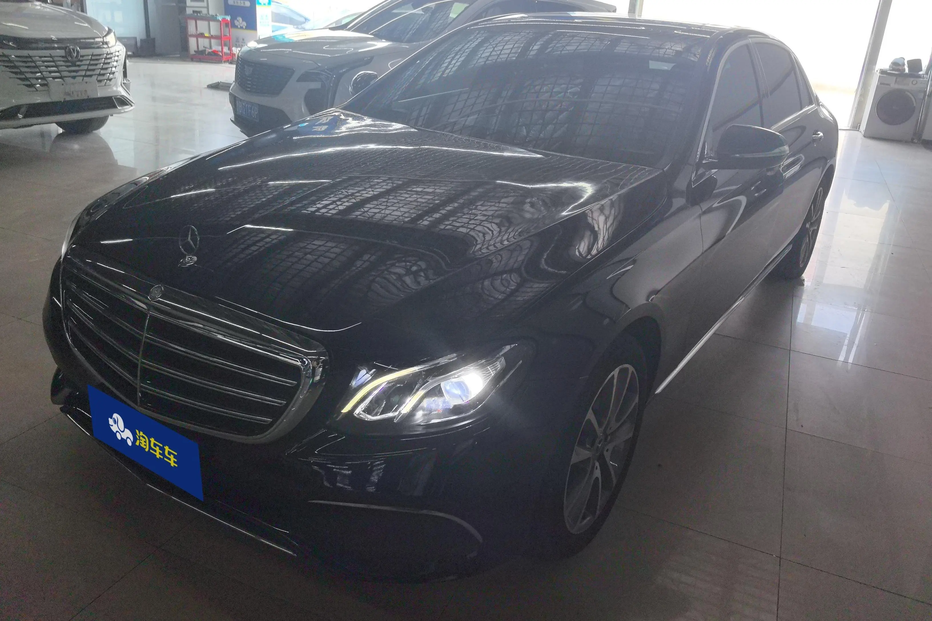 Mercedes-Benz E-Class  из Китая