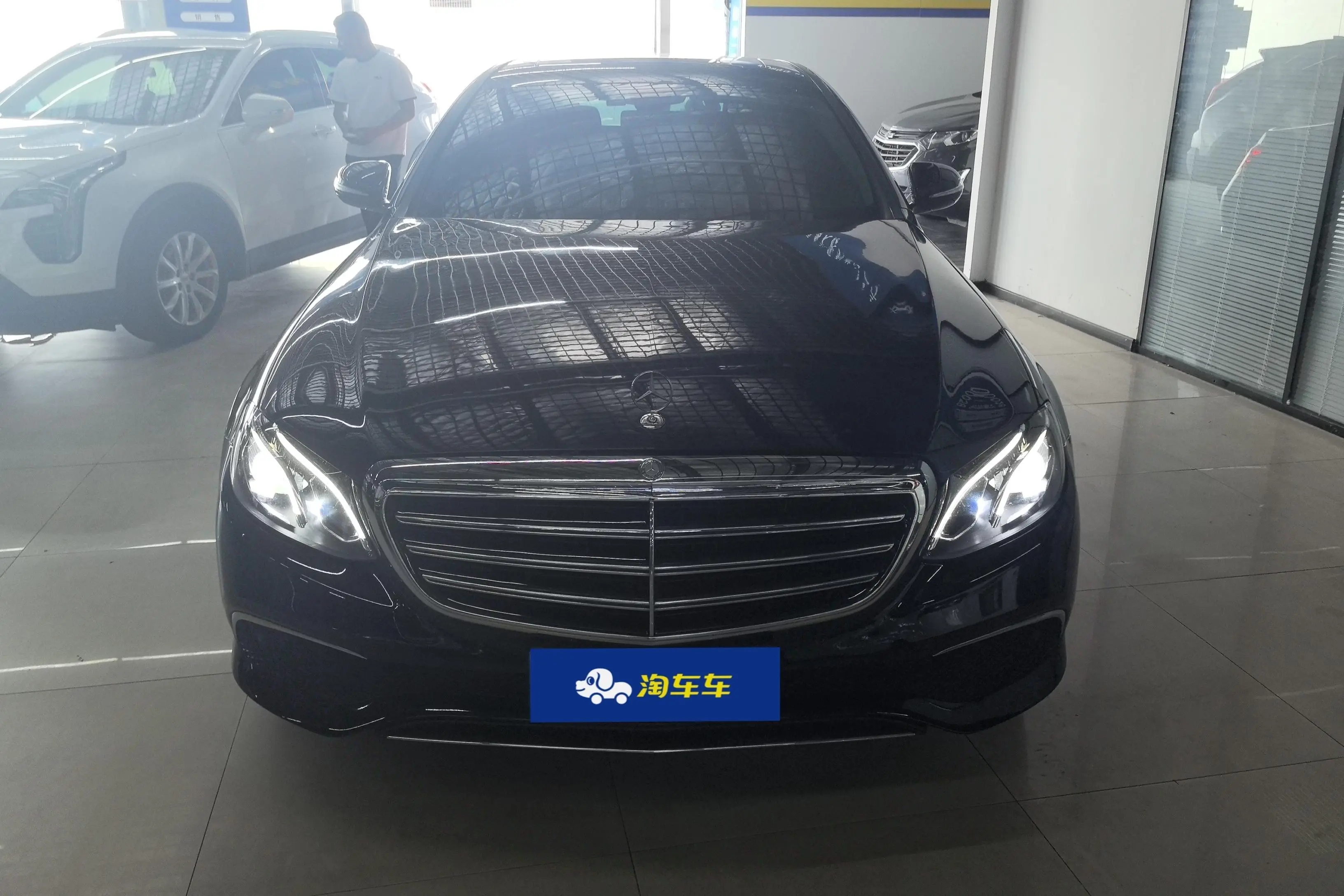 Mercedes-Benz E-Class  из Китая