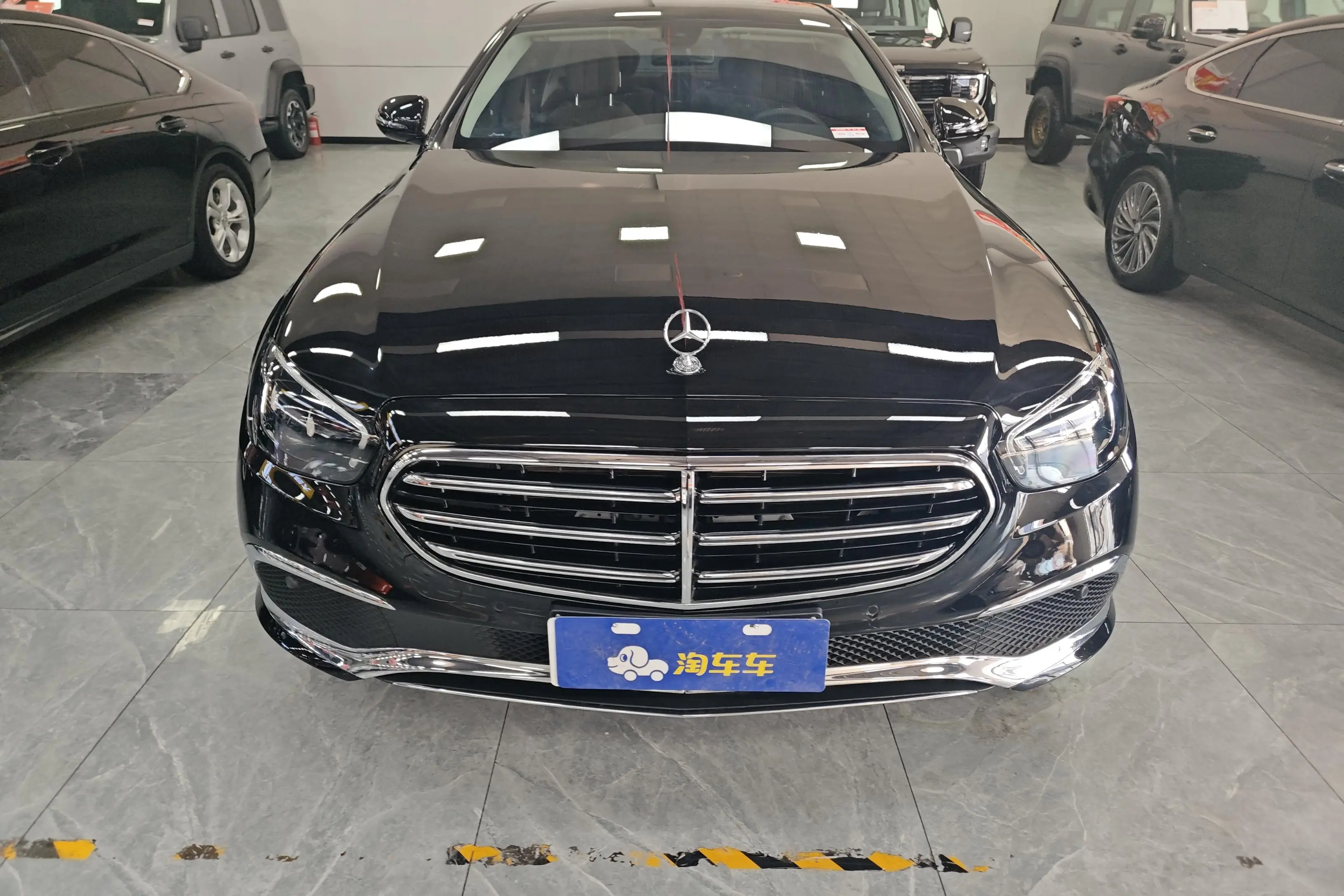 Mercedes-Benz E-Class  из Китая