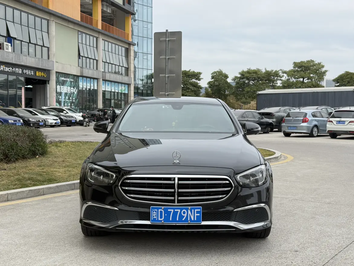Mercedes-Benz E-Class  из Китая