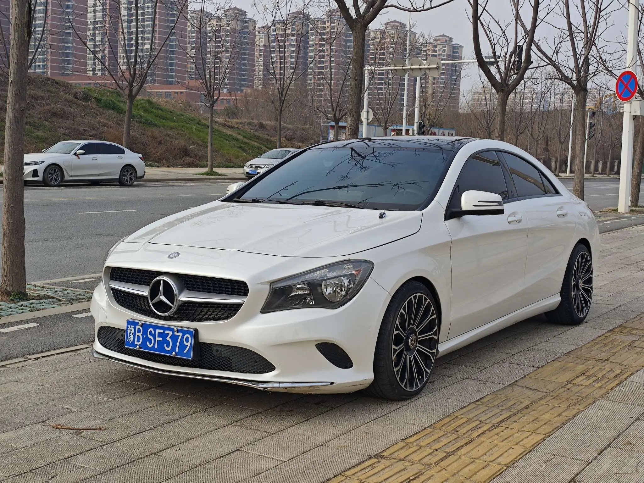 Mercedes-Benz CLA (Imported)  из Китая