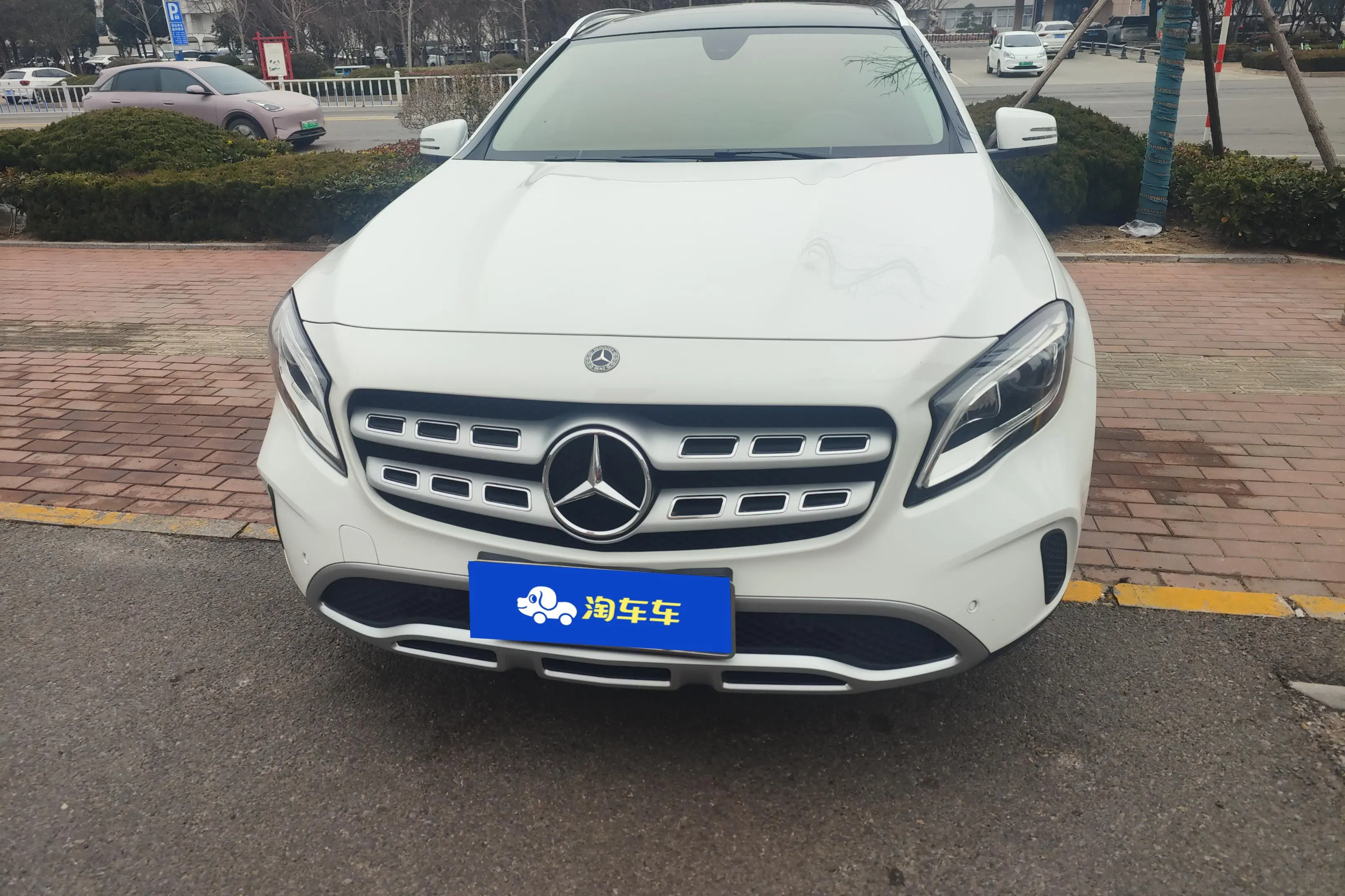 Mercedes-Benz GLA  из Китая