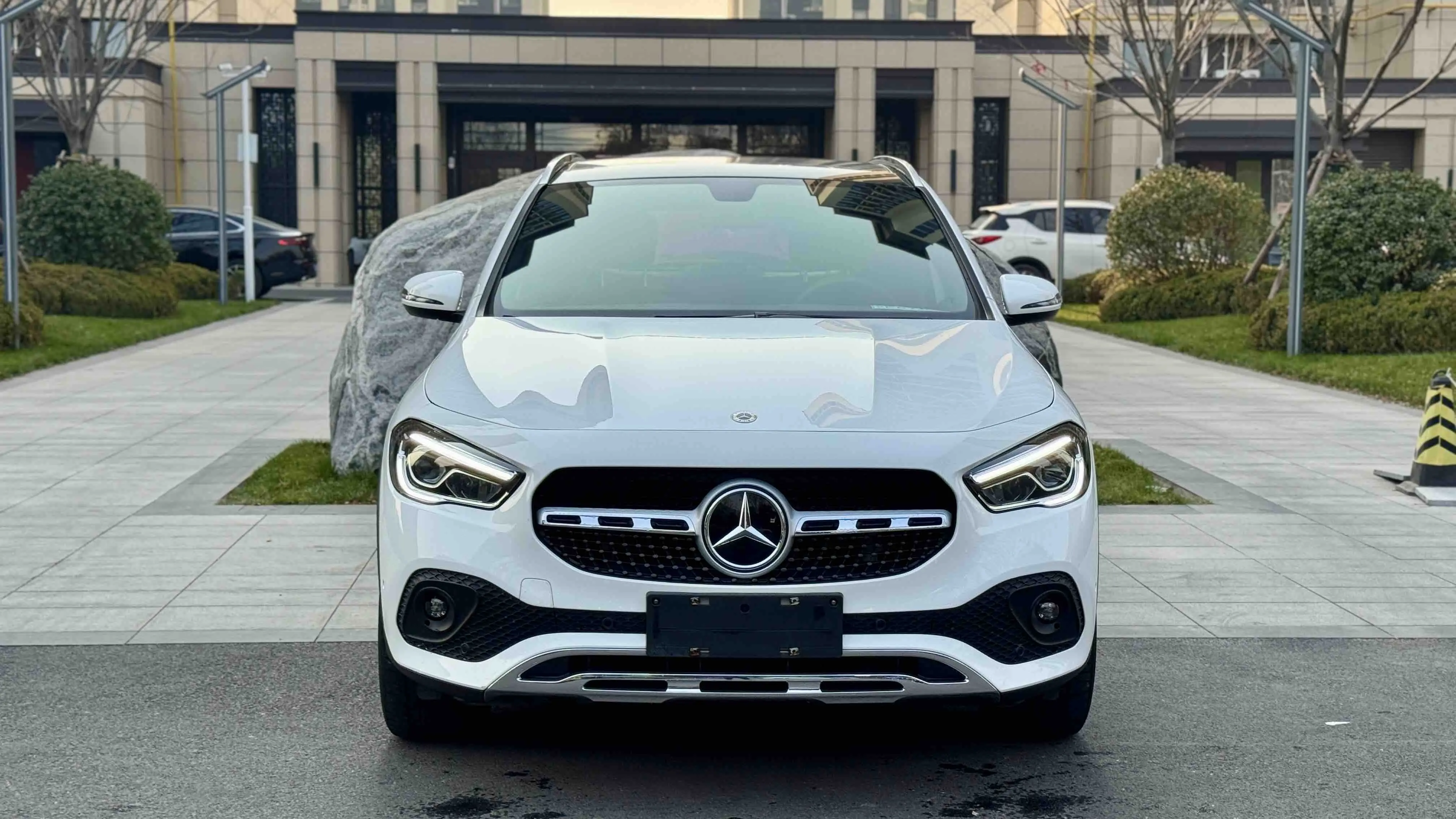 Mercedes-Benz GLA  из Китая