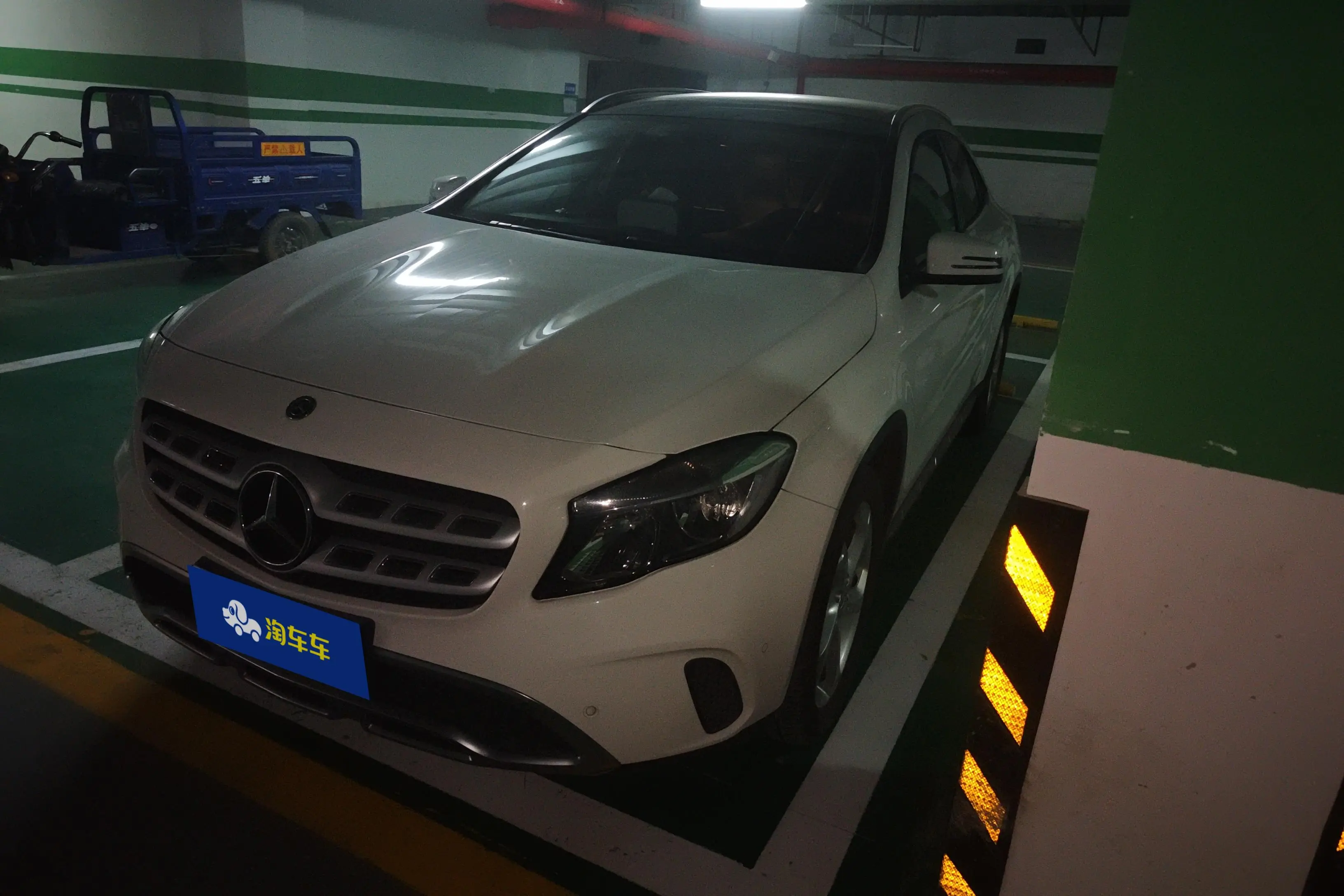 Mercedes-Benz GLA  из Китая