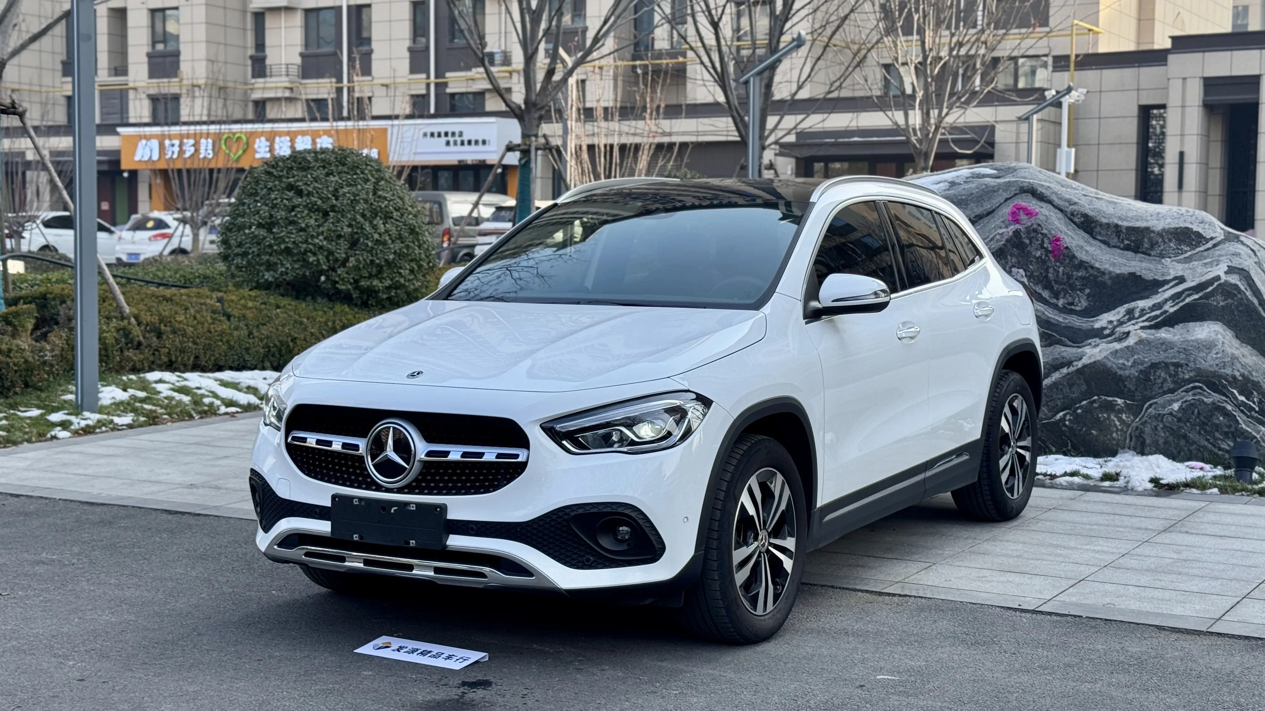 Mercedes-Benz GLA  из Китая