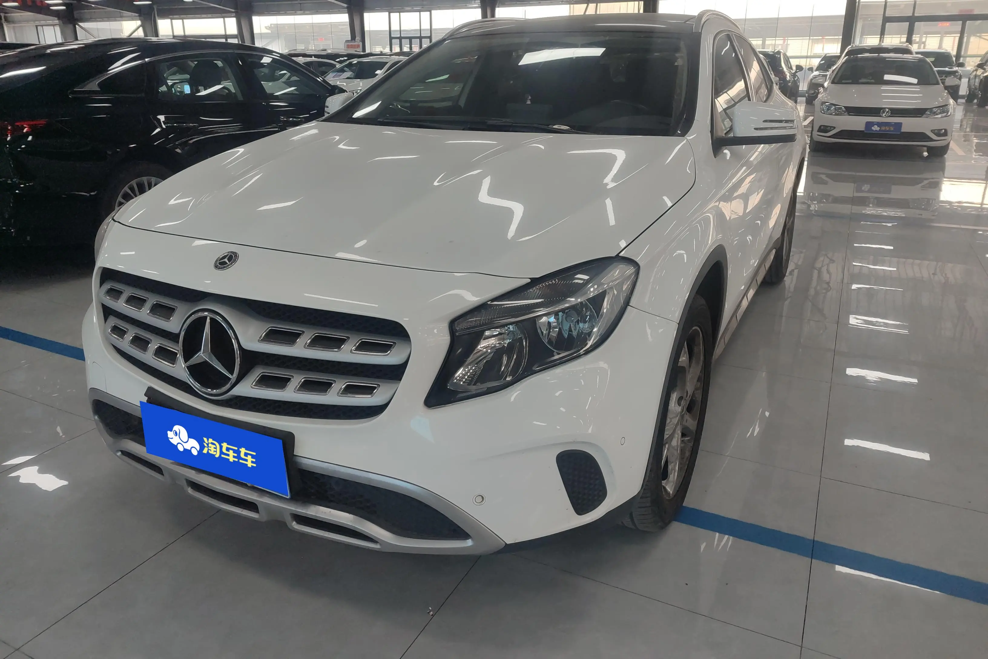 Mercedes-Benz GLA  из Китая