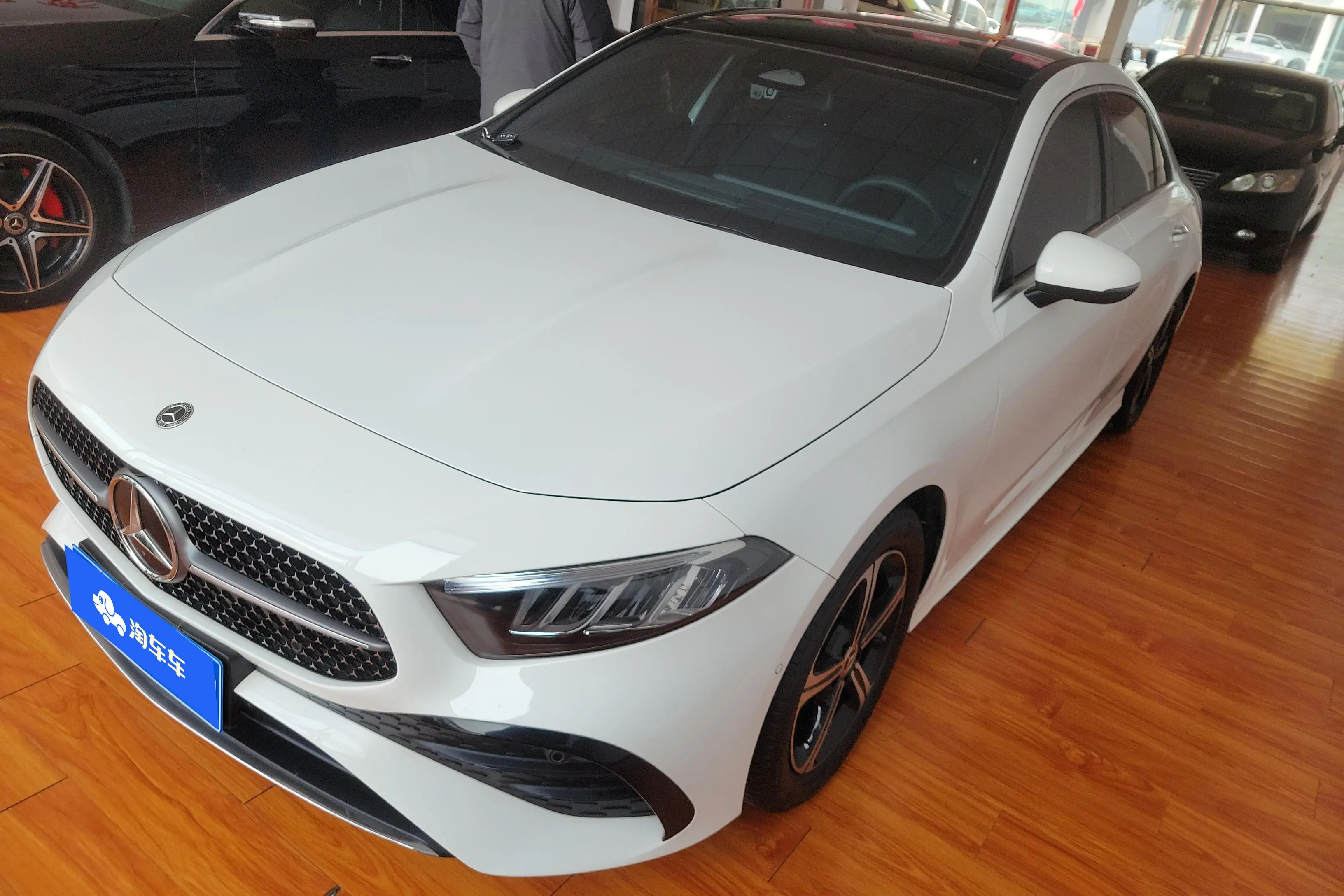 Mercedes-Benz Mercedes Benz A Class  из Китая