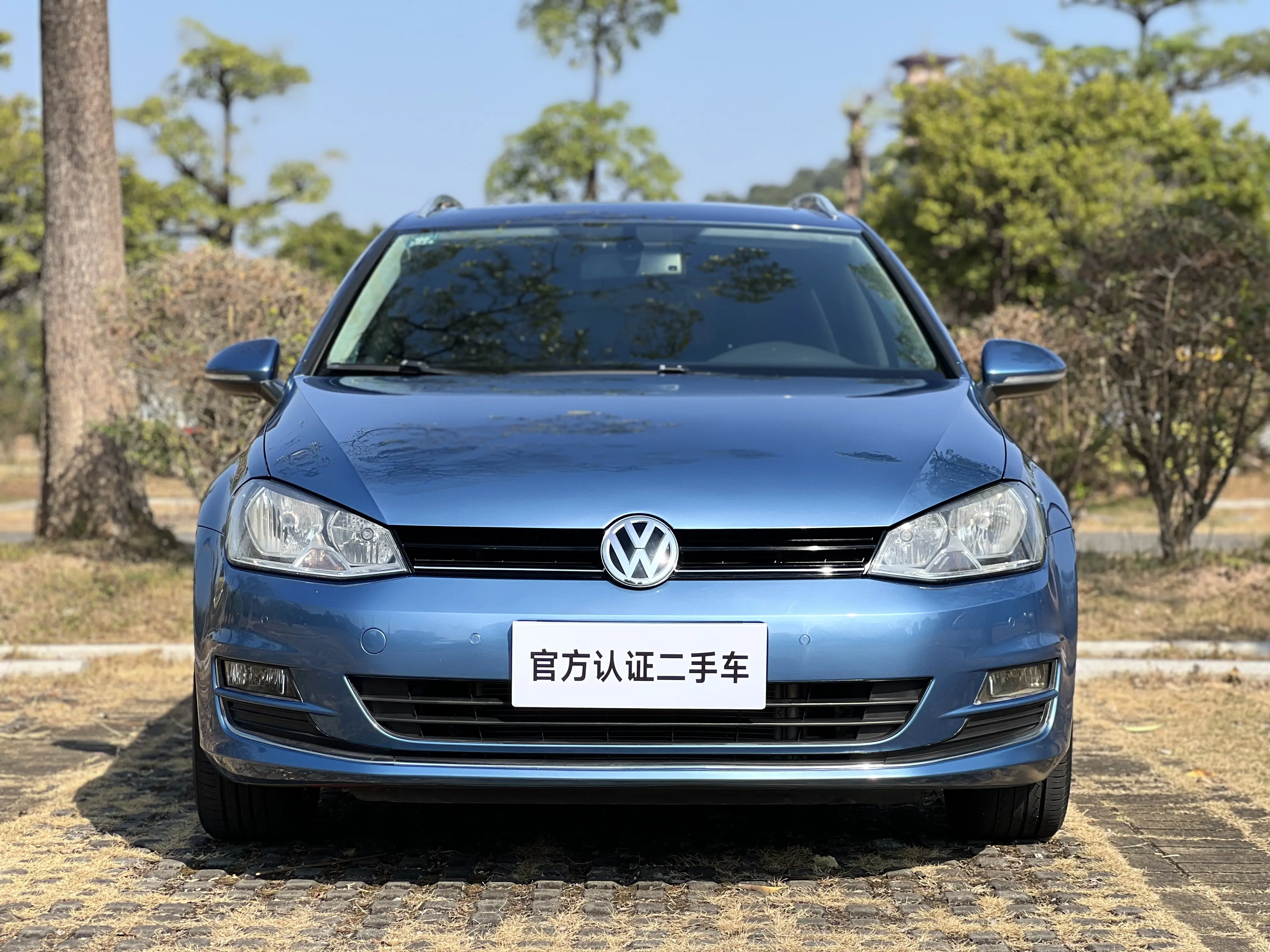 Volkswagen Golf  из Китая