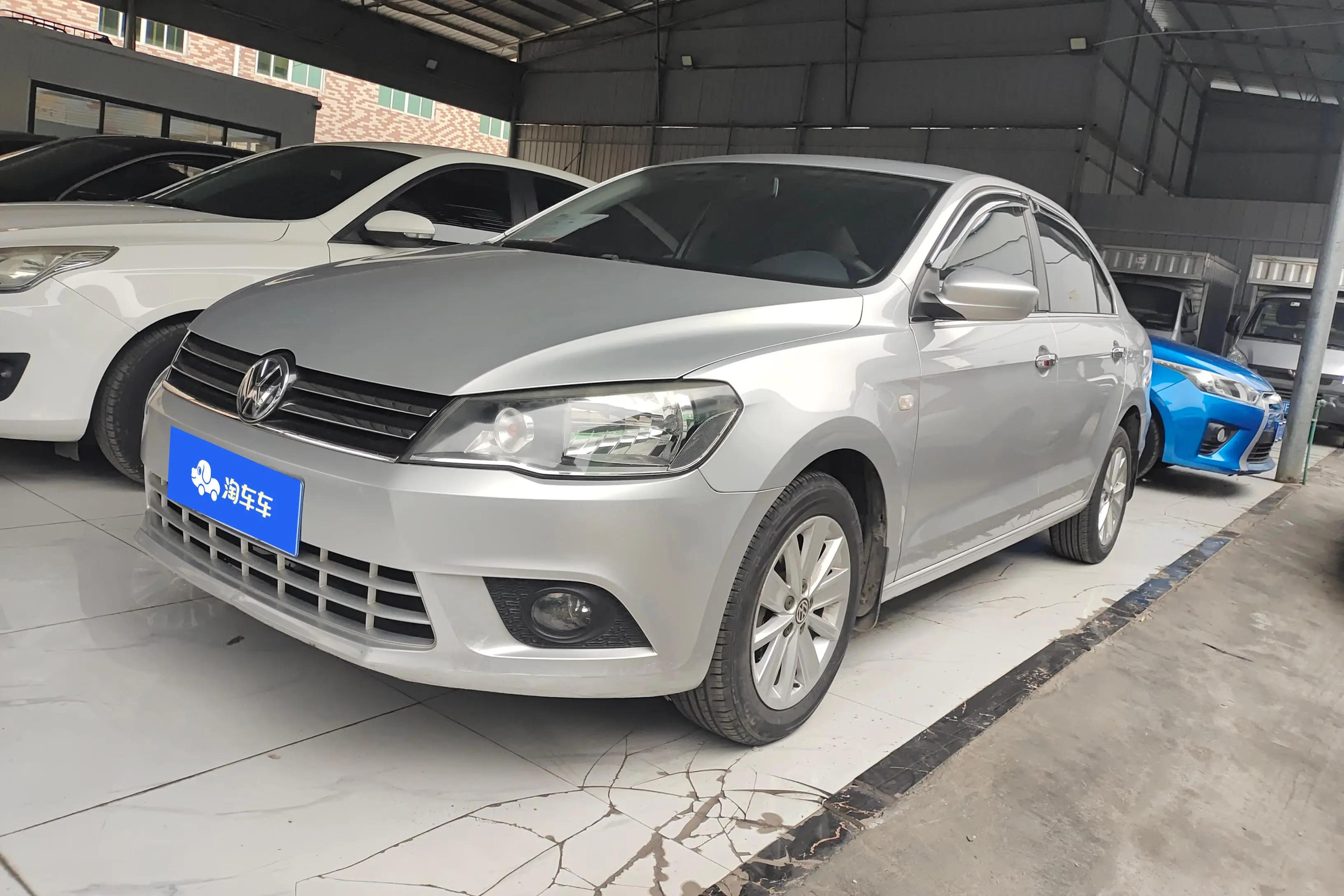 Volkswagen Jetta  из Китая