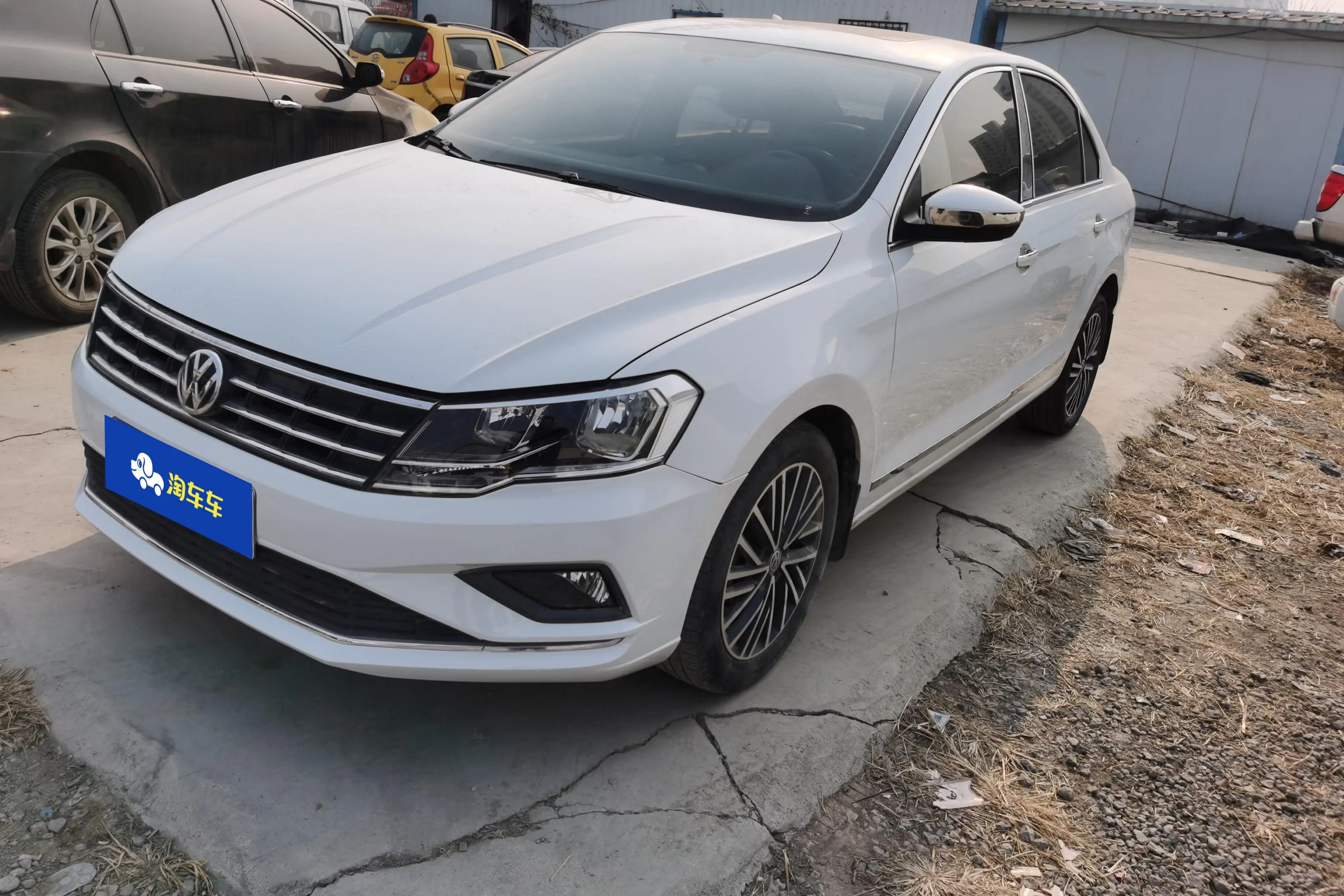 Volkswagen Jetta  из Китая