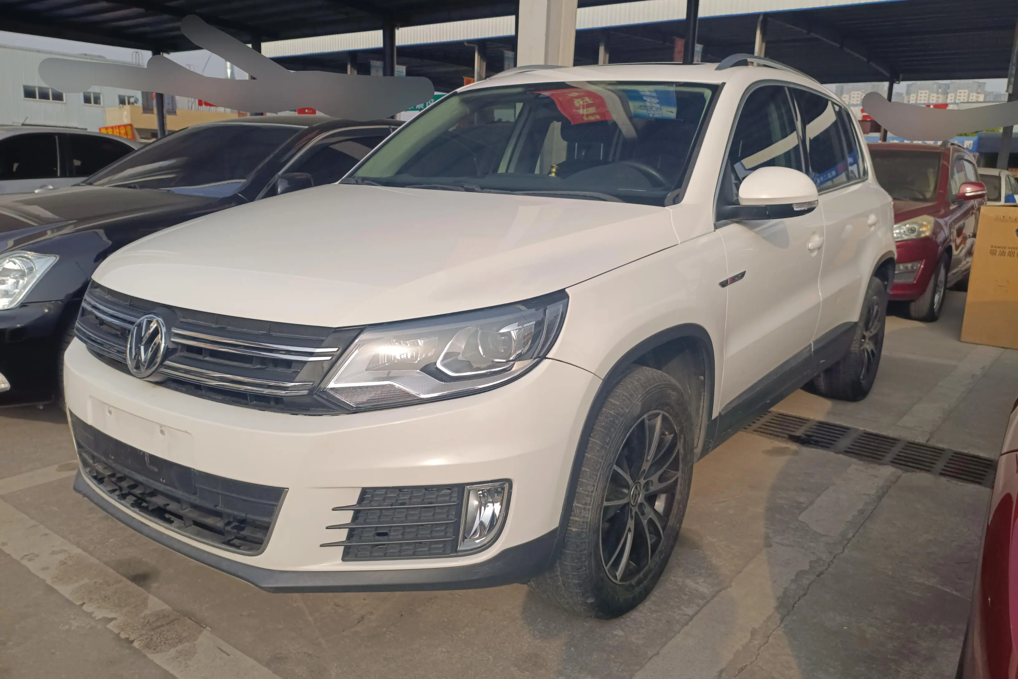 Volkswagen Tiguan (Tharu)  из Китая