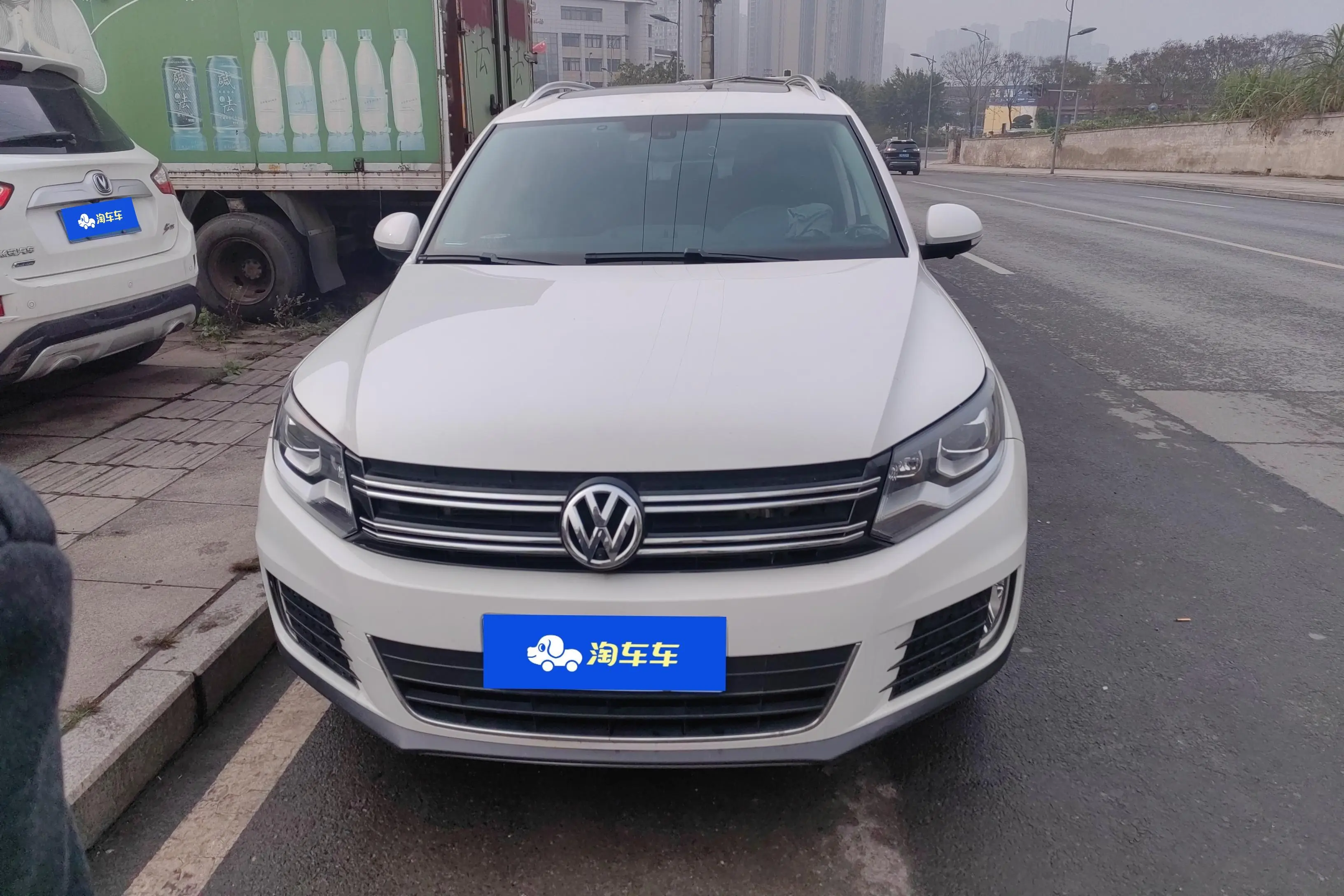 Volkswagen Tiguan (Tharu)  из Китая