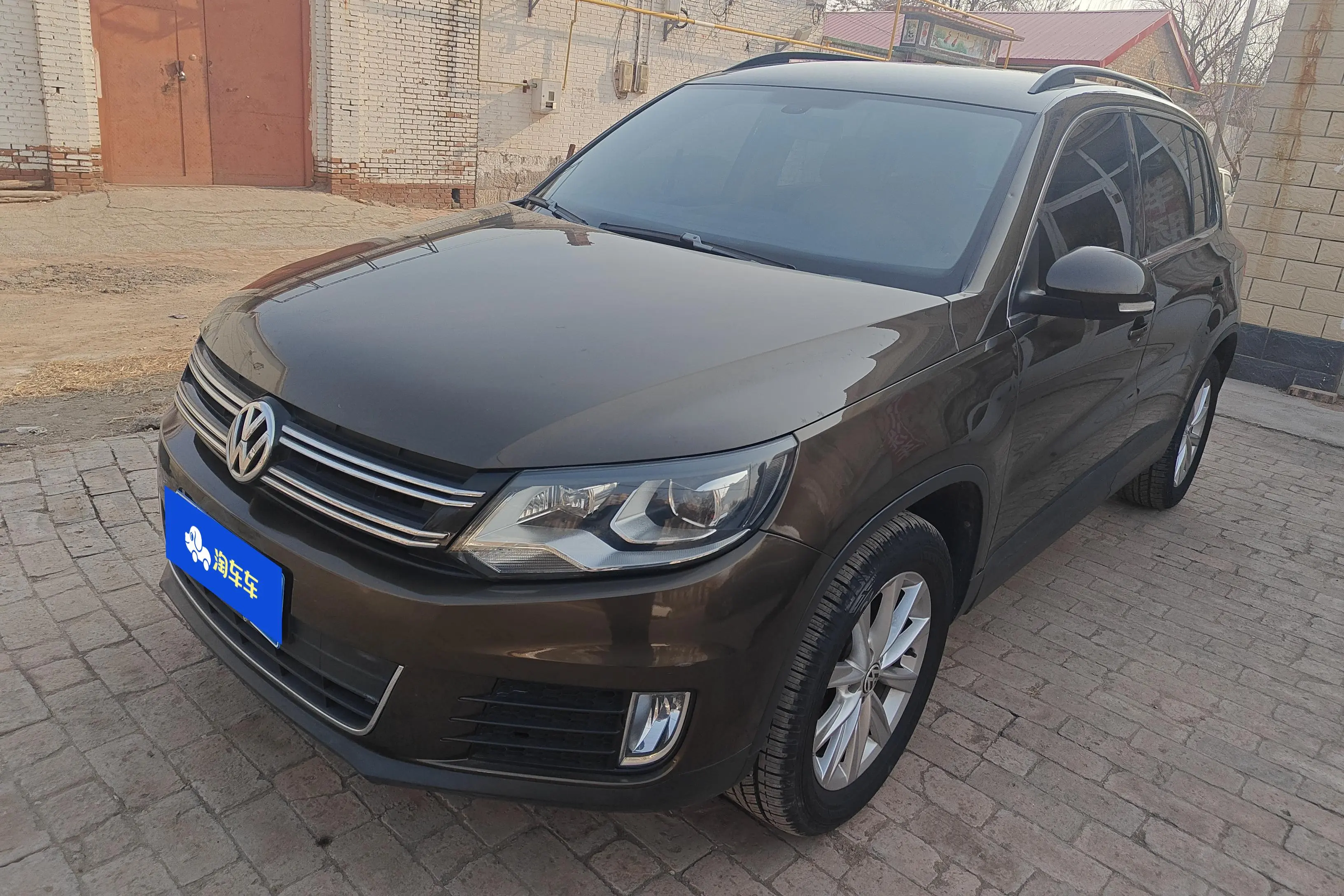 Volkswagen Tiguan (Tharu)  из Китая