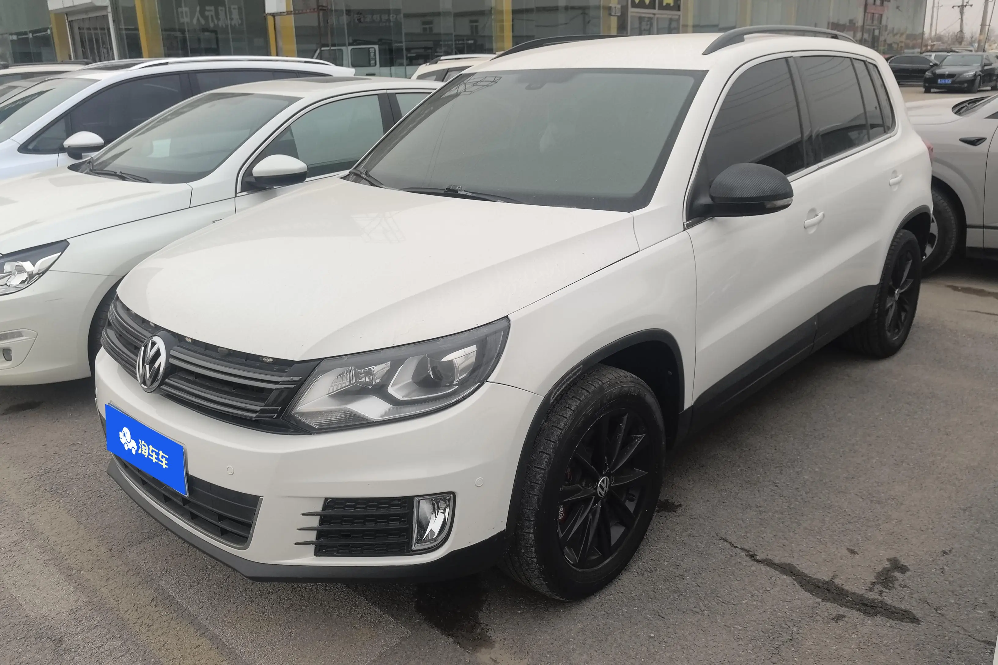Volkswagen Tiguan (Tharu)  из Китая
