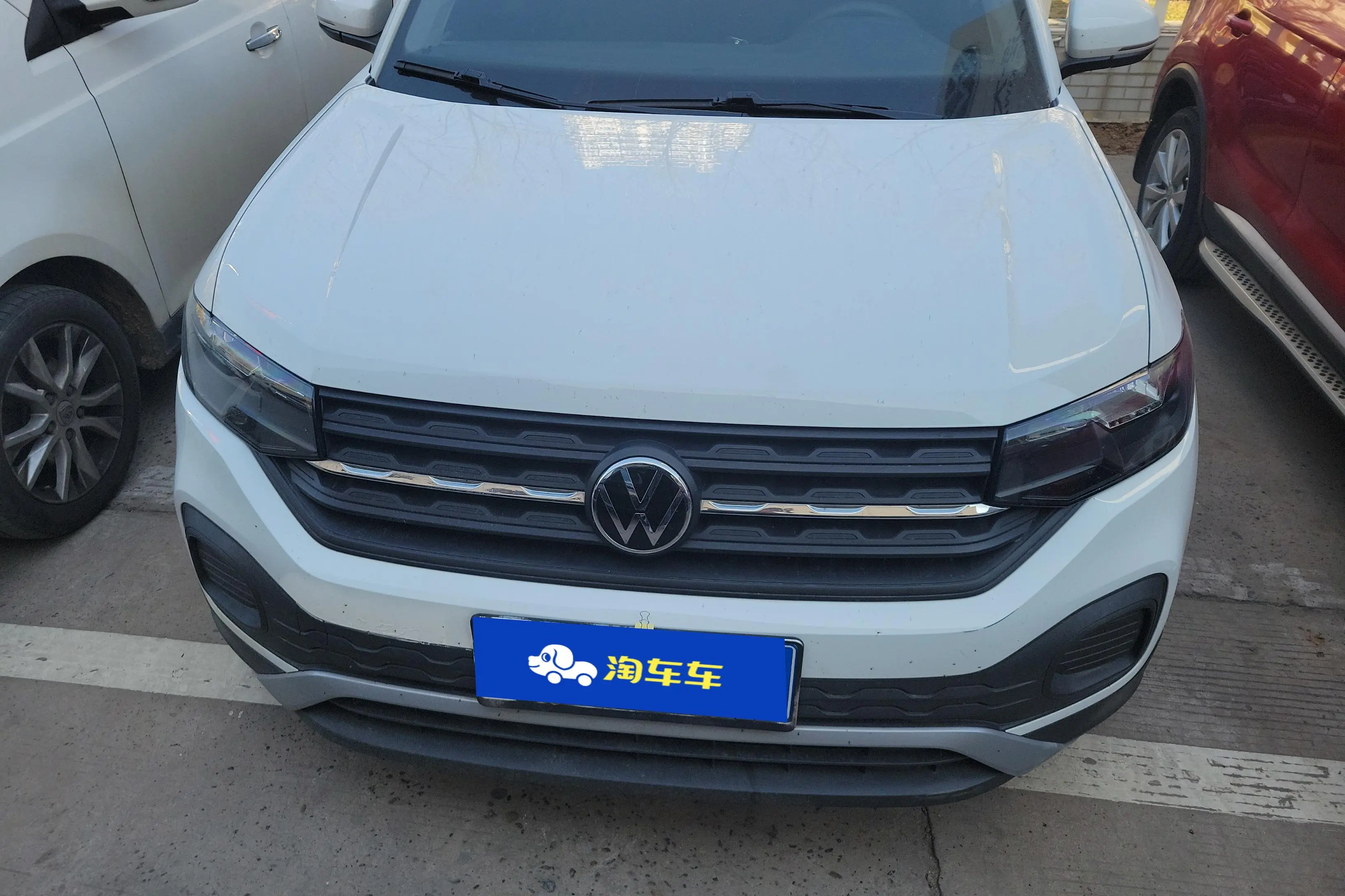 Volkswagen Explore the shadows  из Китая