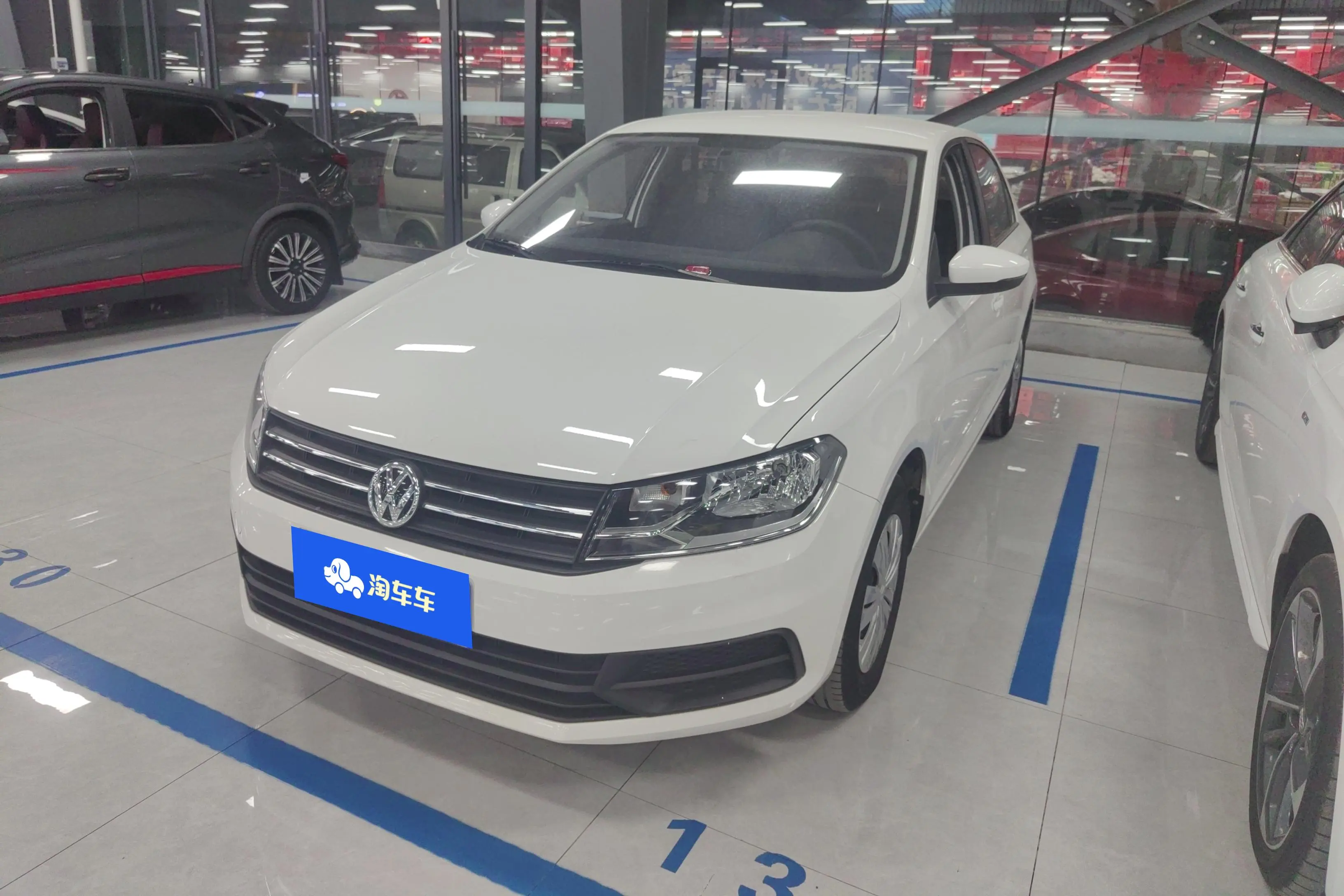 Volkswagen Santana  из Китая