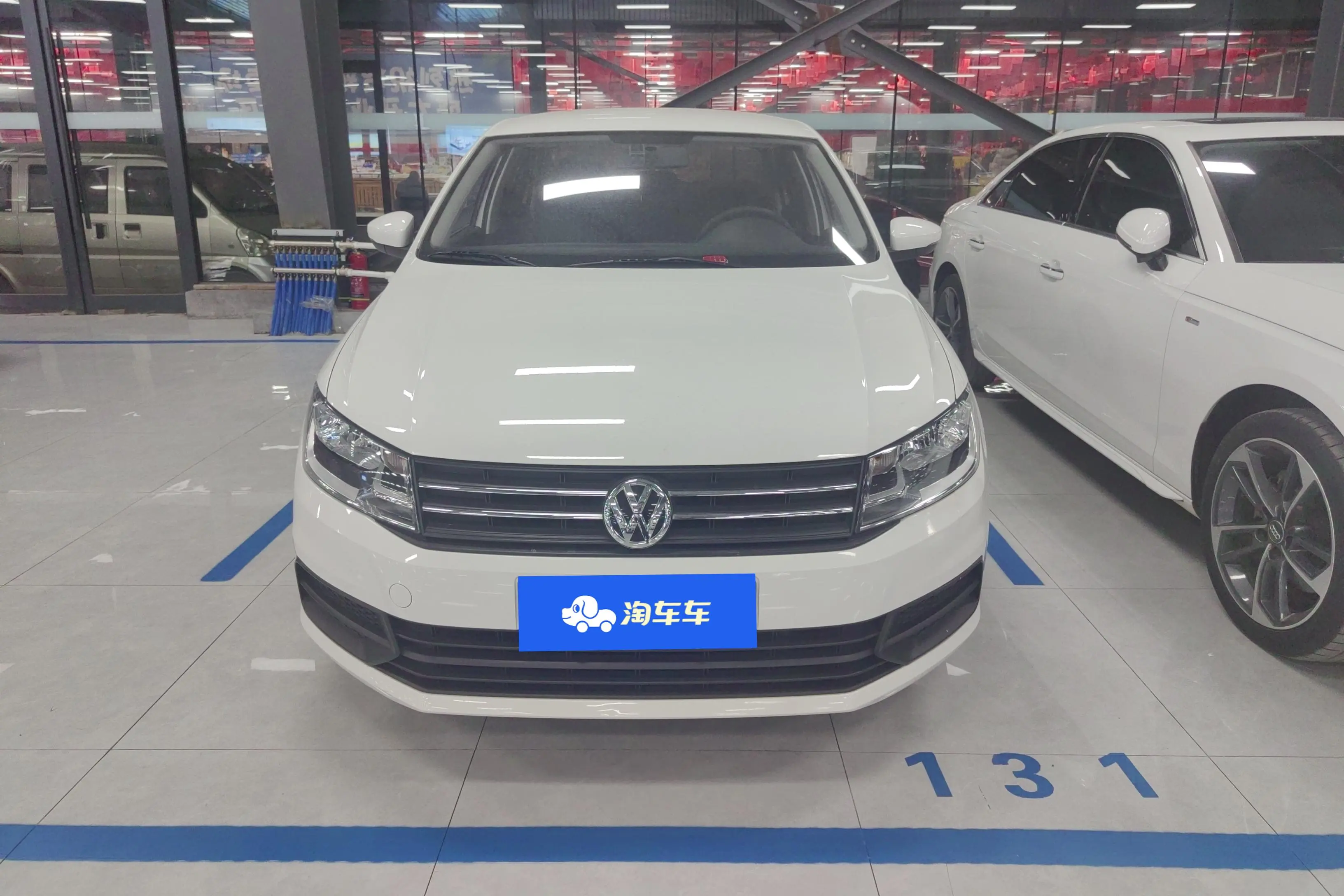 Volkswagen Santana  из Китая