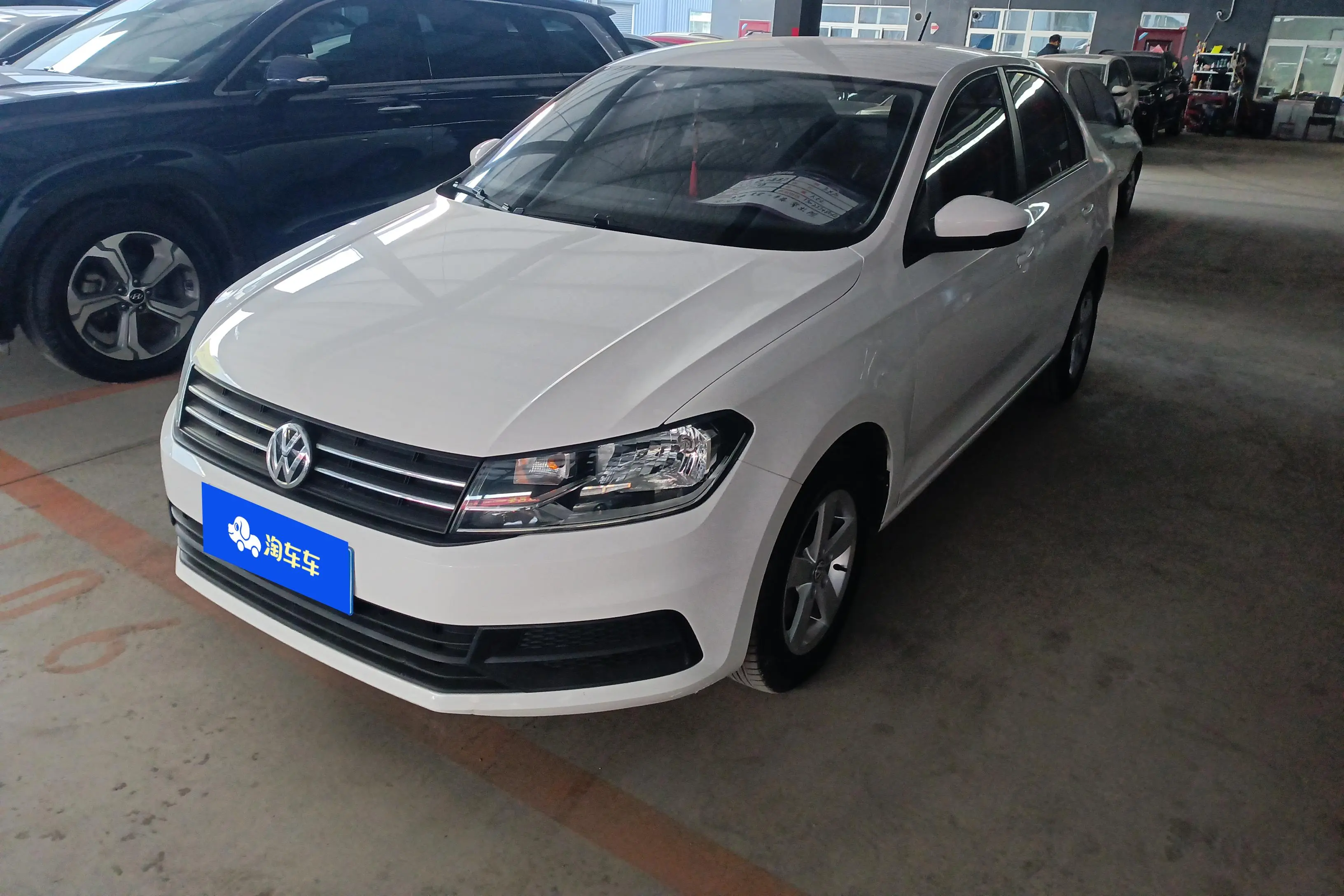 Volkswagen Santana  из Китая