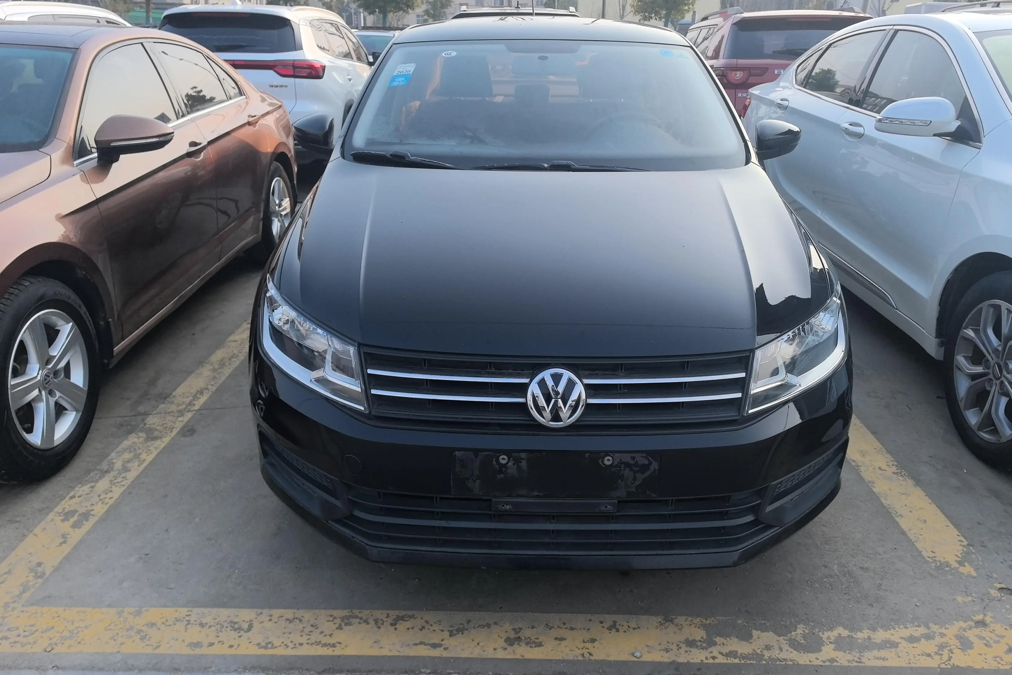 Volkswagen Santana  из Китая