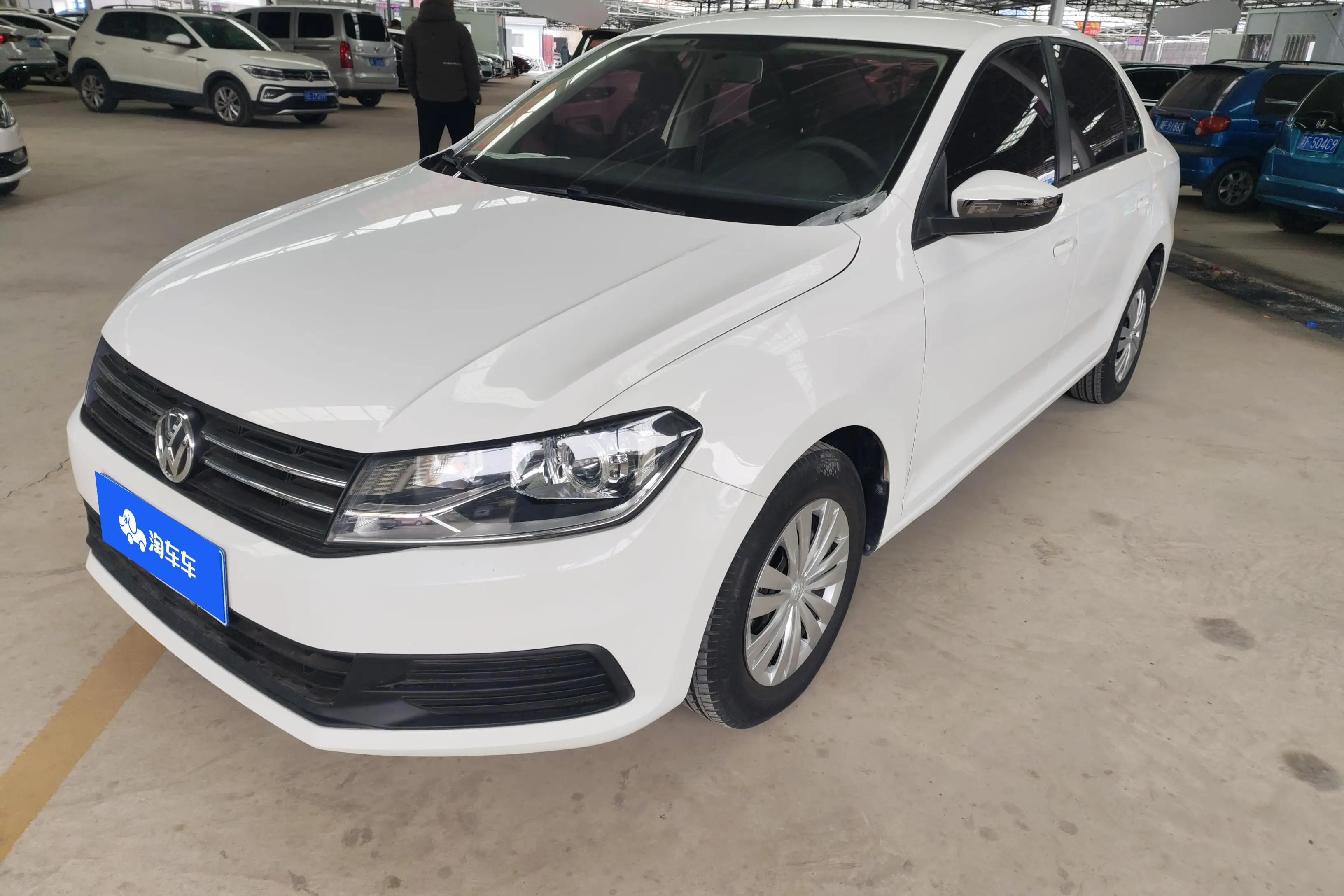 Volkswagen Santana  из Китая