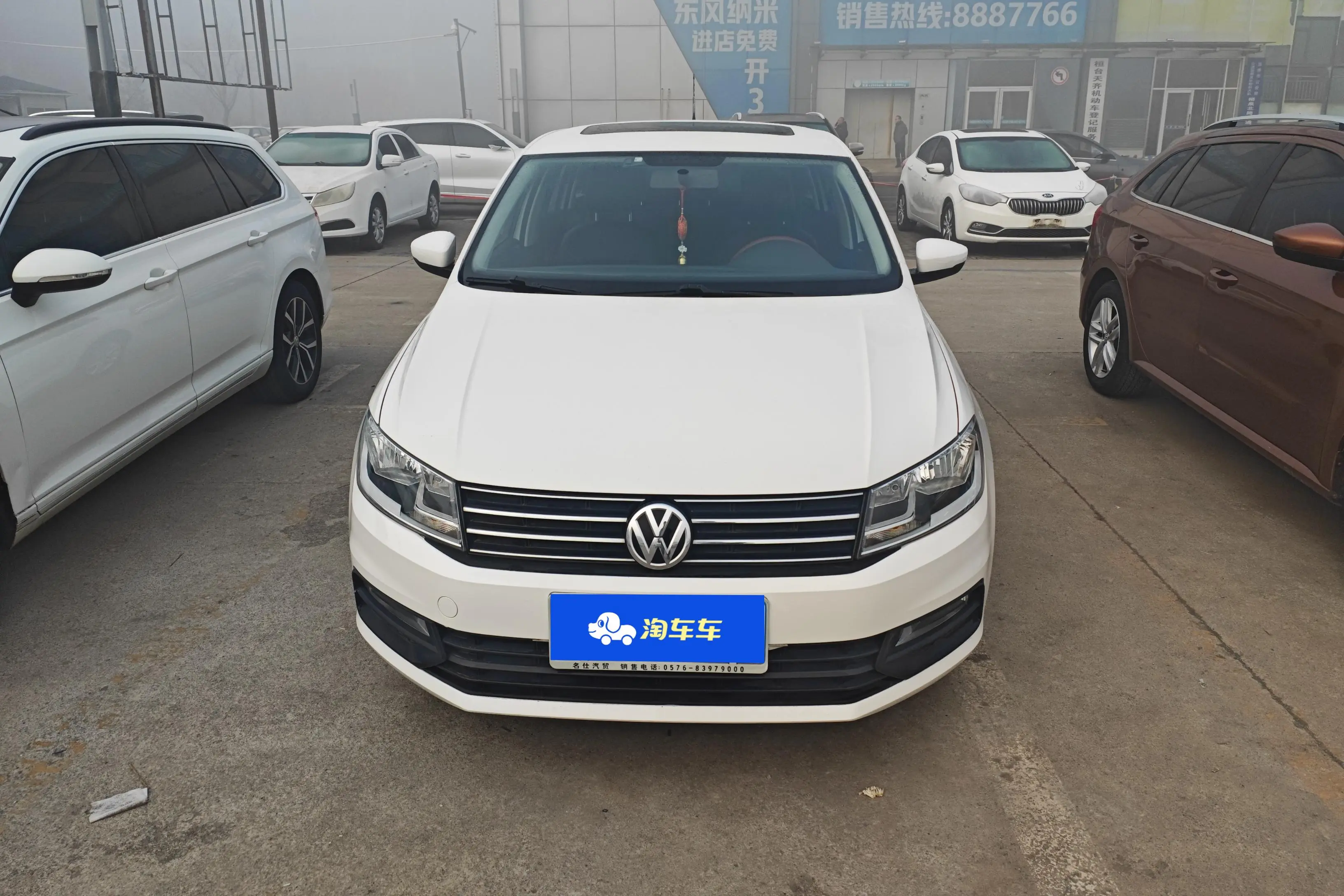 Volkswagen Santana  из Китая