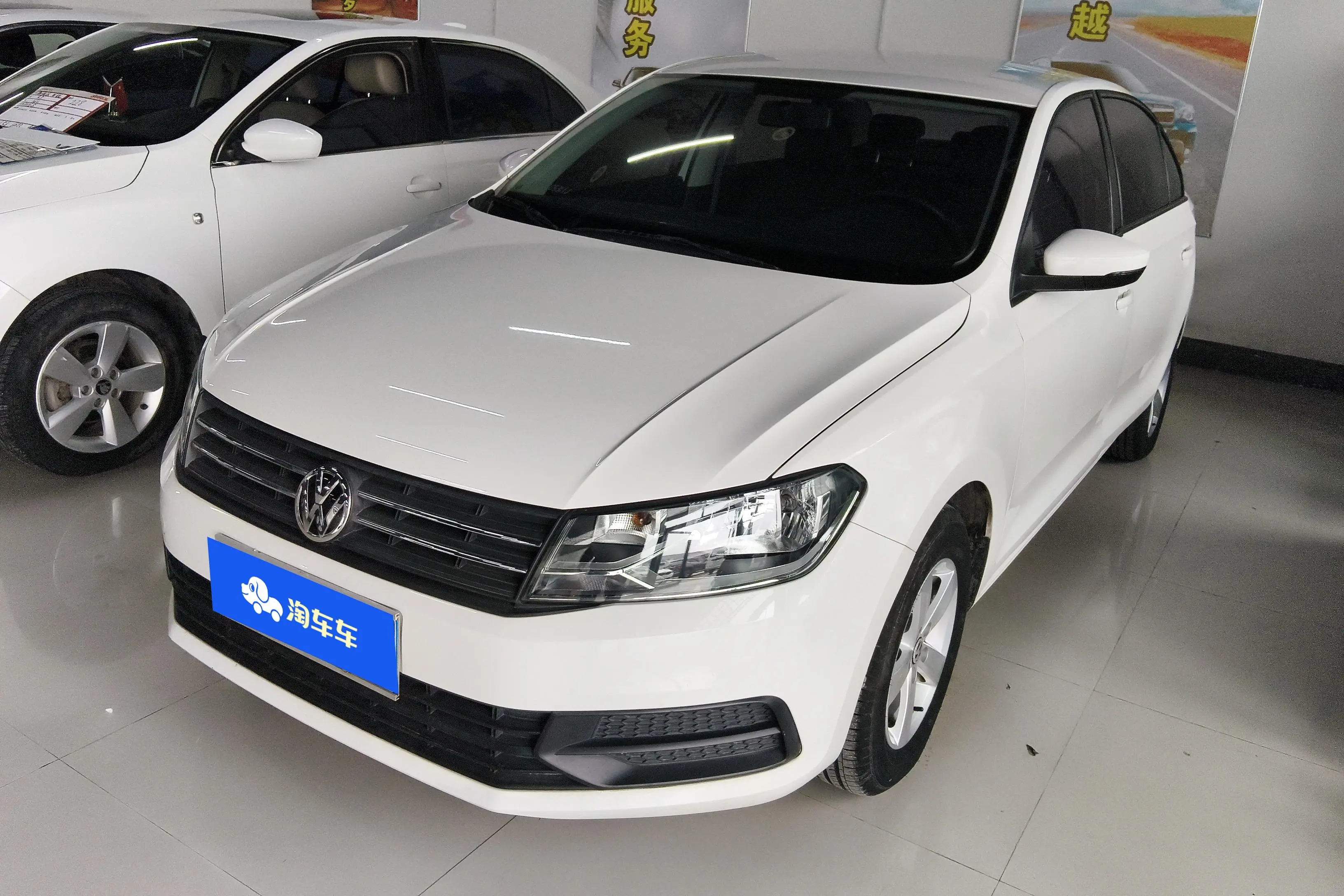 Volkswagen Santana  из Китая