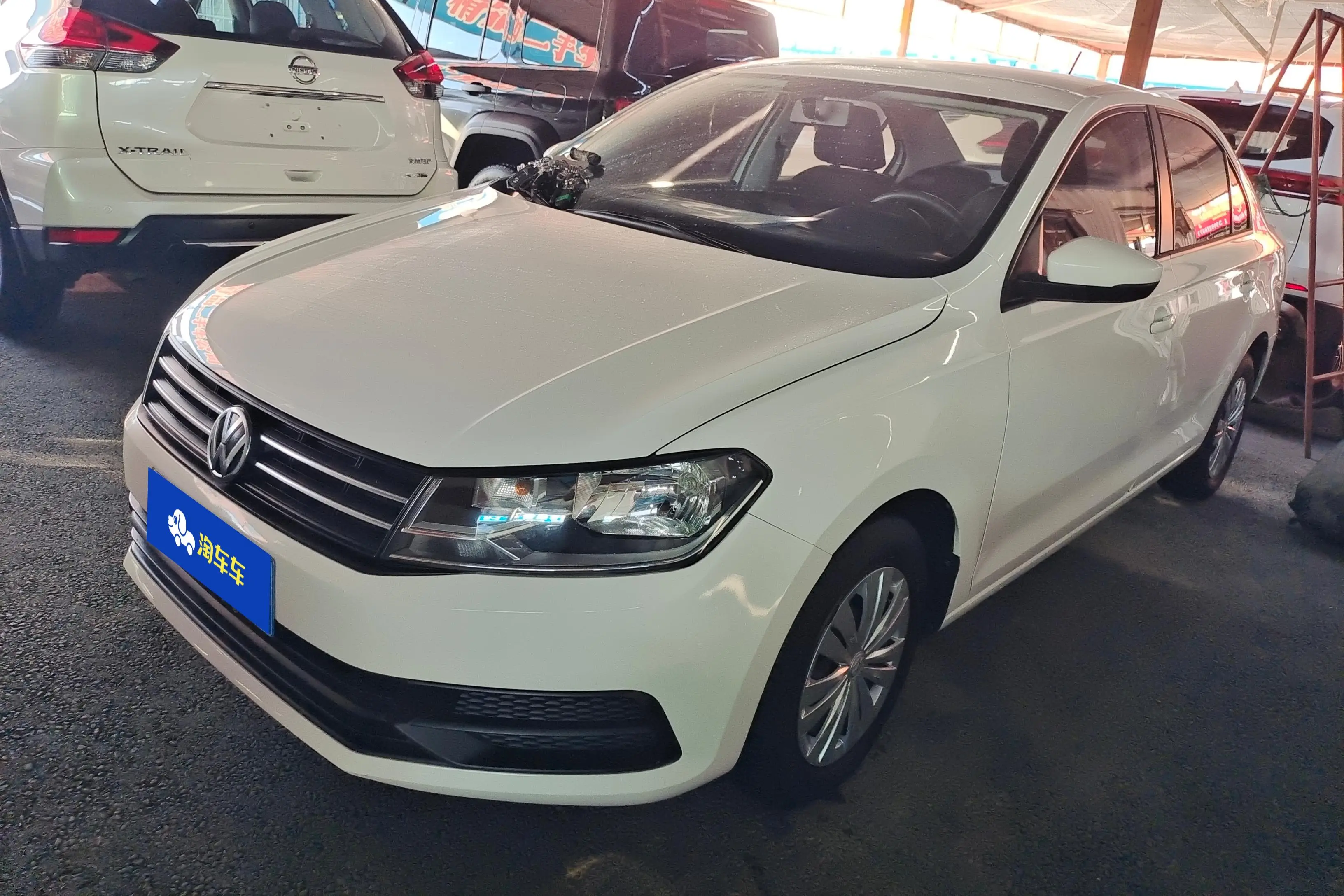 Volkswagen Santana  из Китая