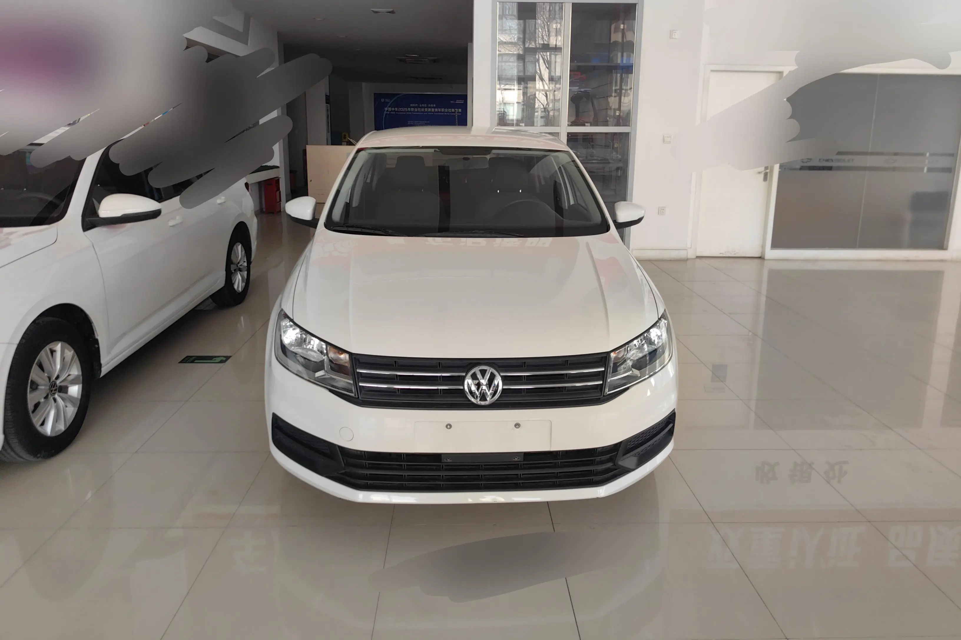 Volkswagen Santana  из Китая