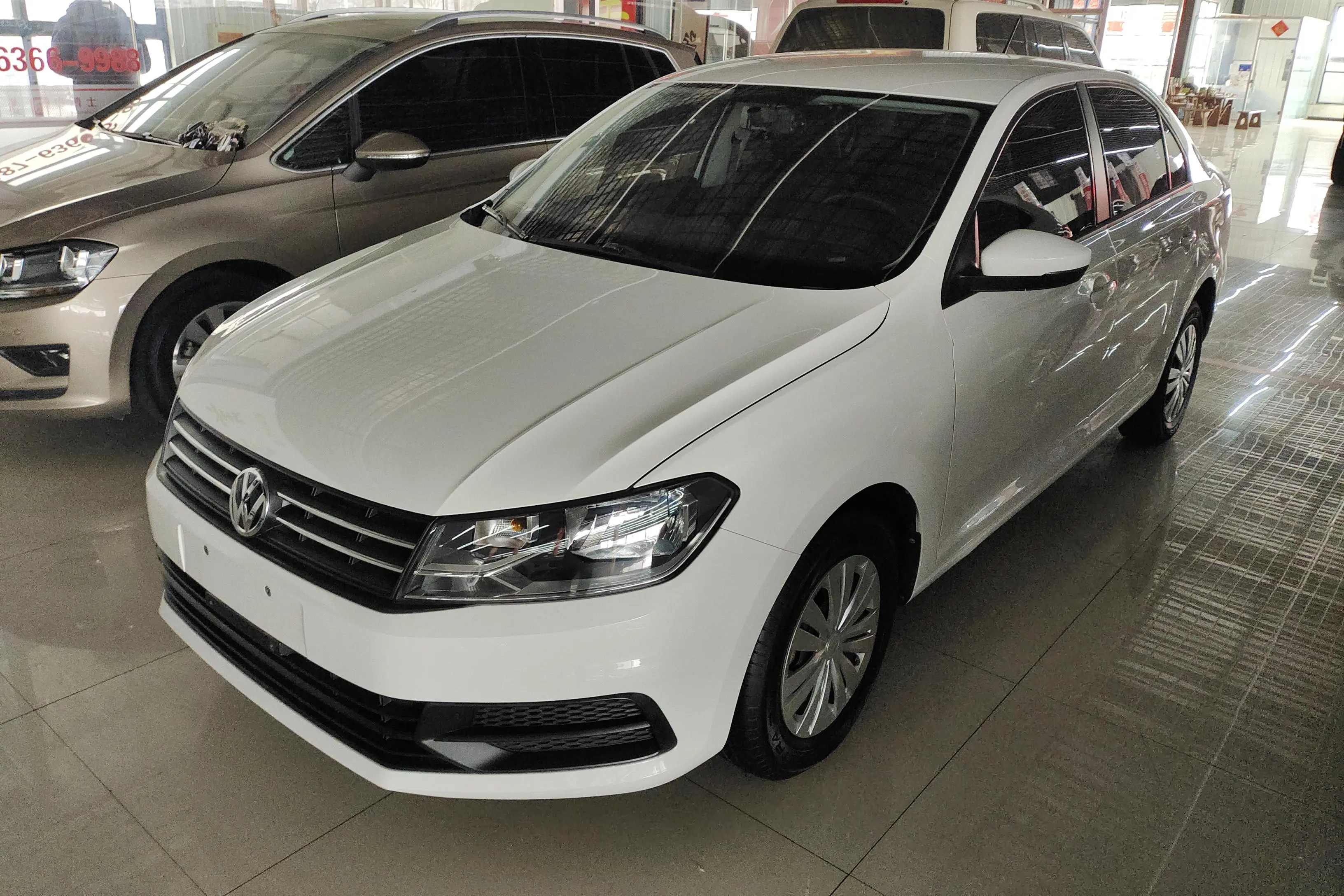 Volkswagen Santana  из Китая