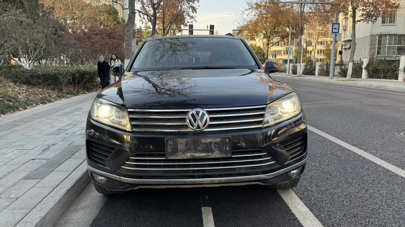Volkswagen Touareg  из Китая