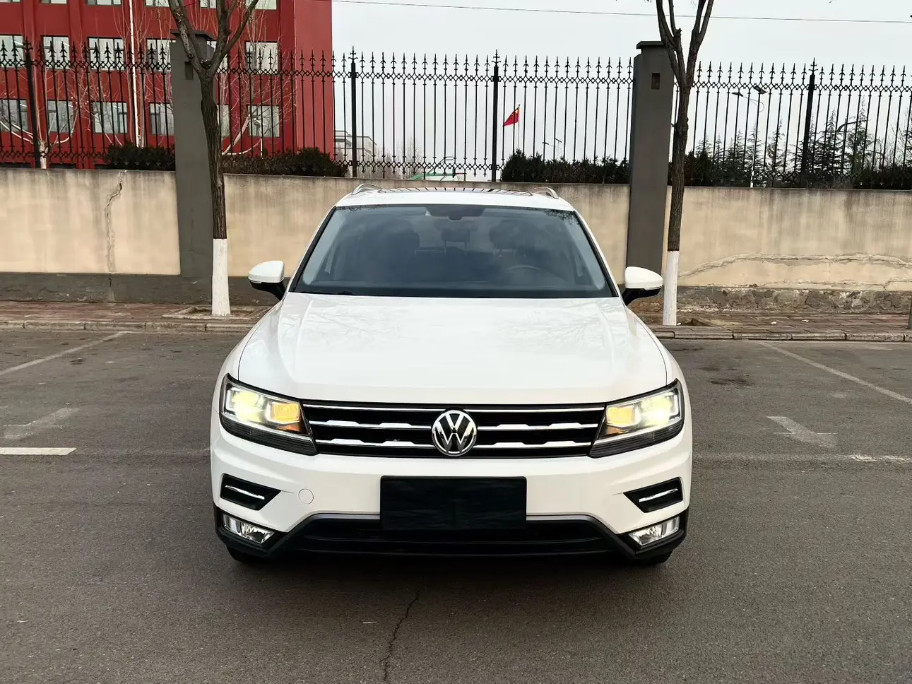 Volkswagen Tiguan L  из Китая