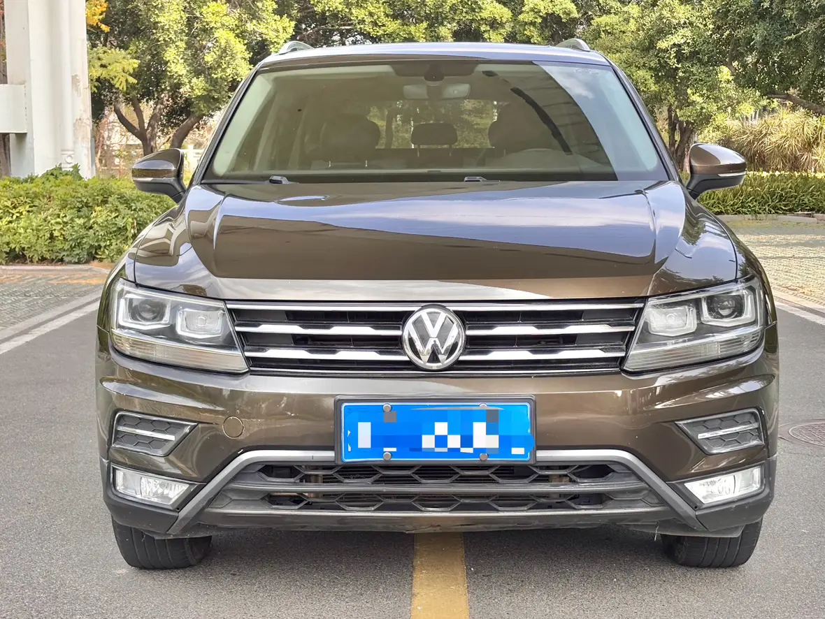 Volkswagen Tiguan L  из Китая