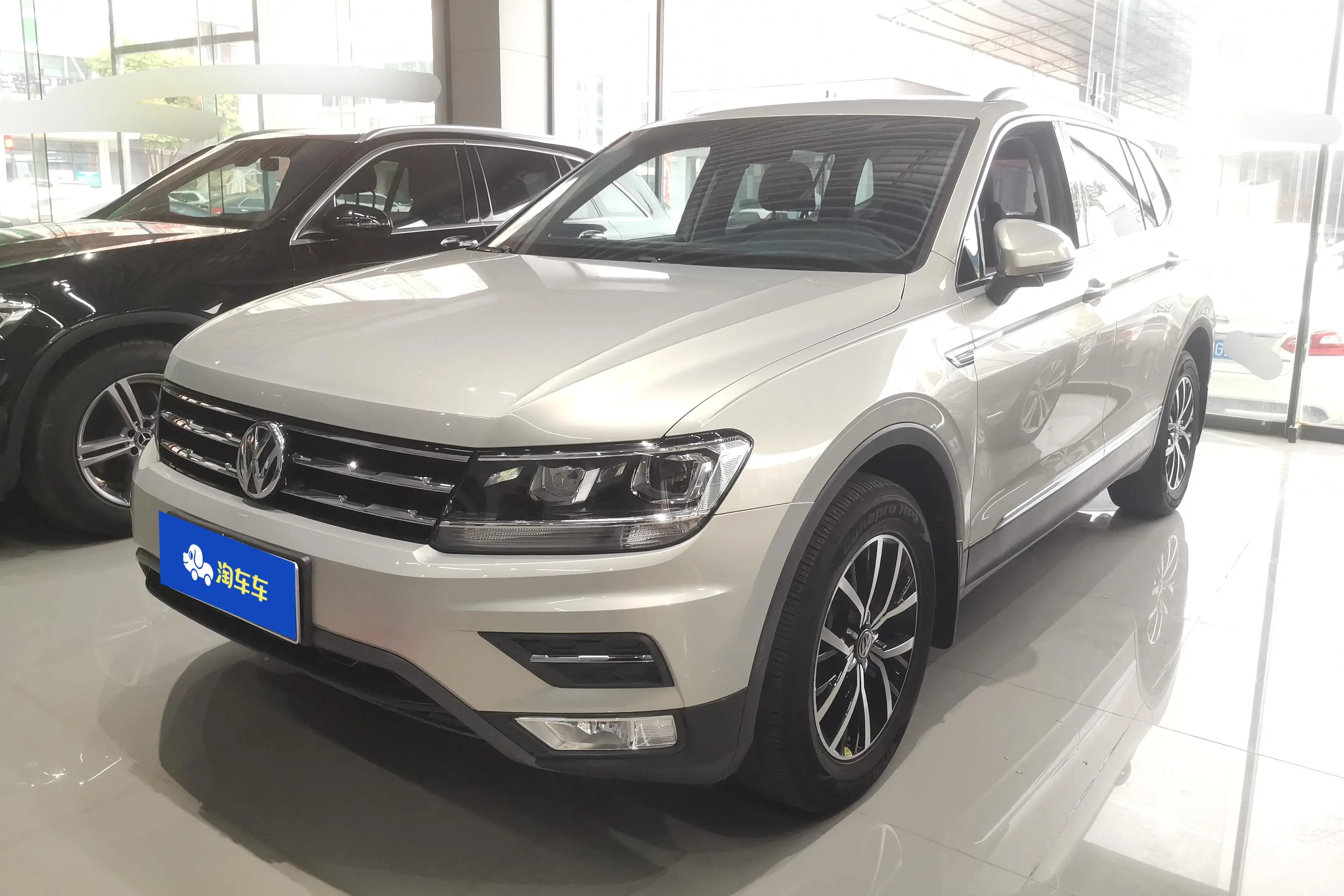 Volkswagen Tiguan L  из Китая