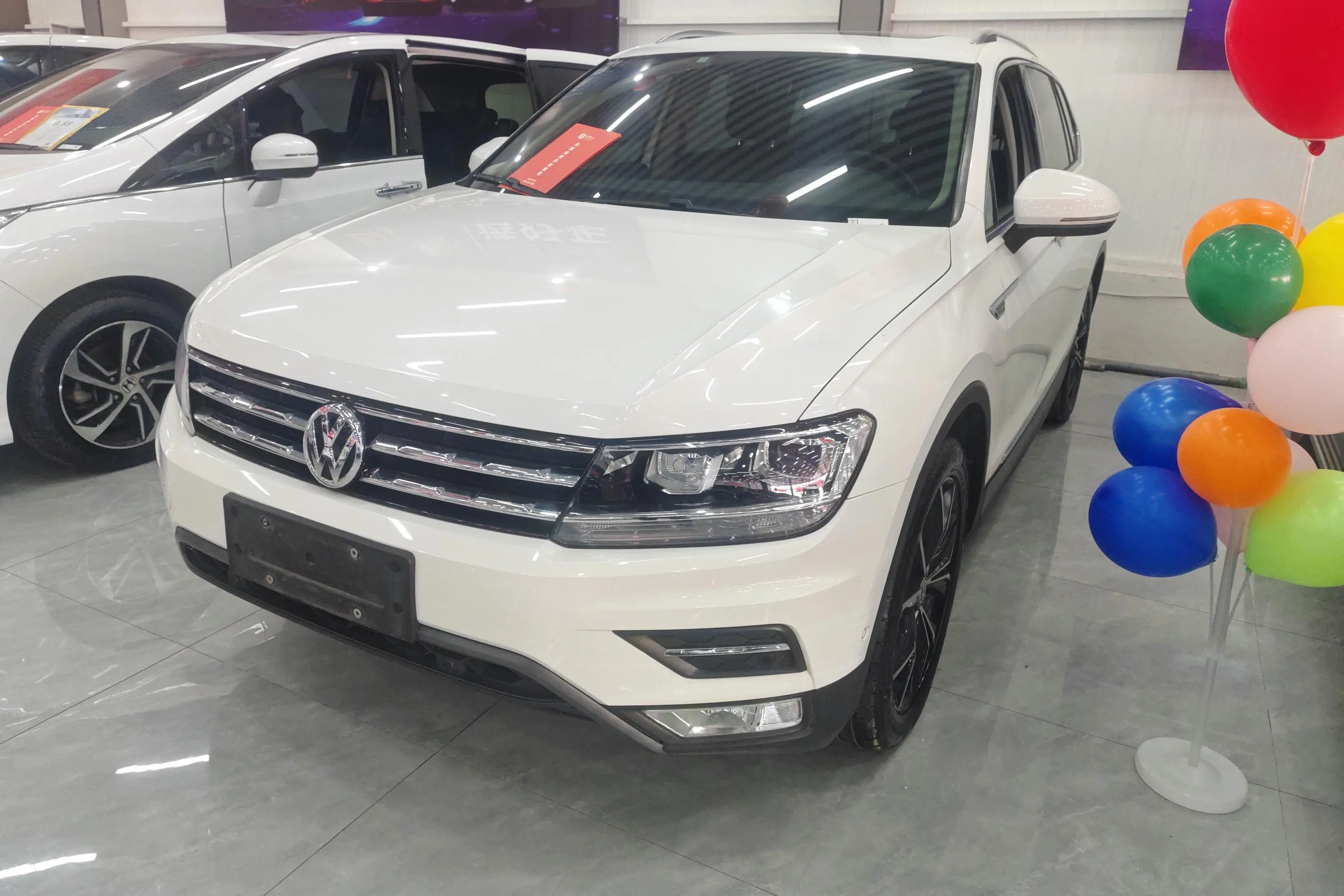 Volkswagen Tiguan L  из Китая
