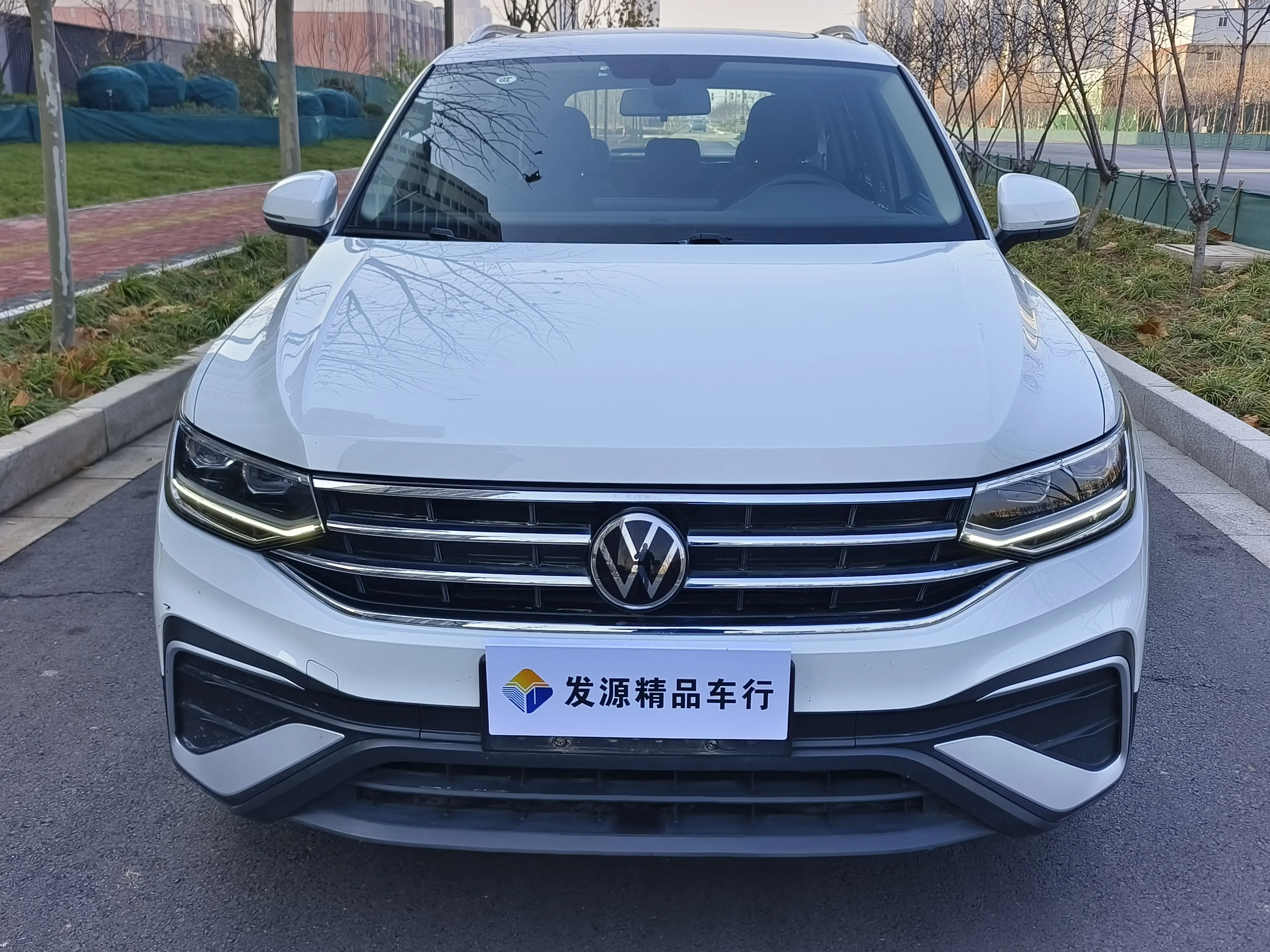 Volkswagen Tiguan L  из Китая