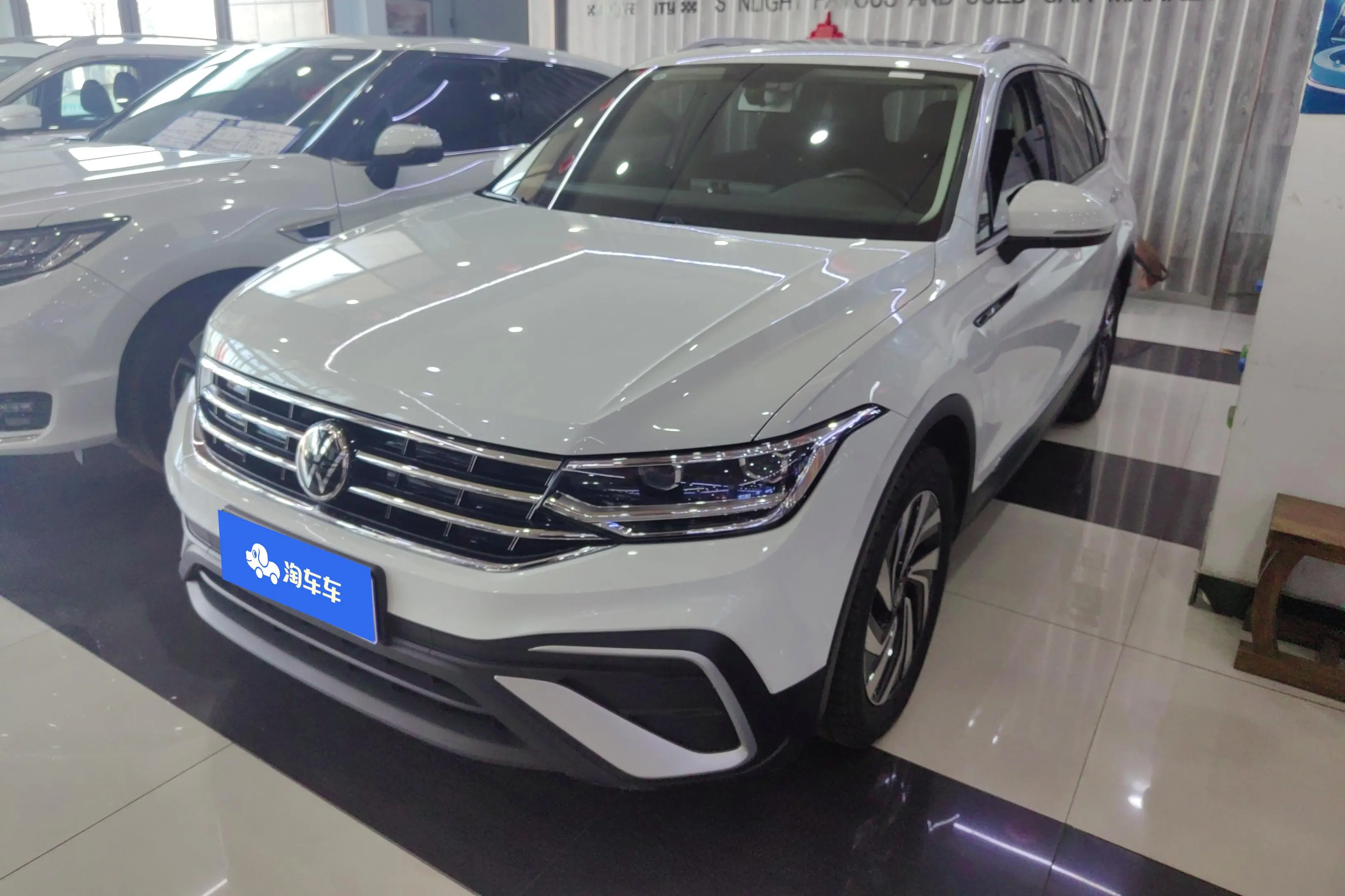 Volkswagen Tiguan L  из Китая