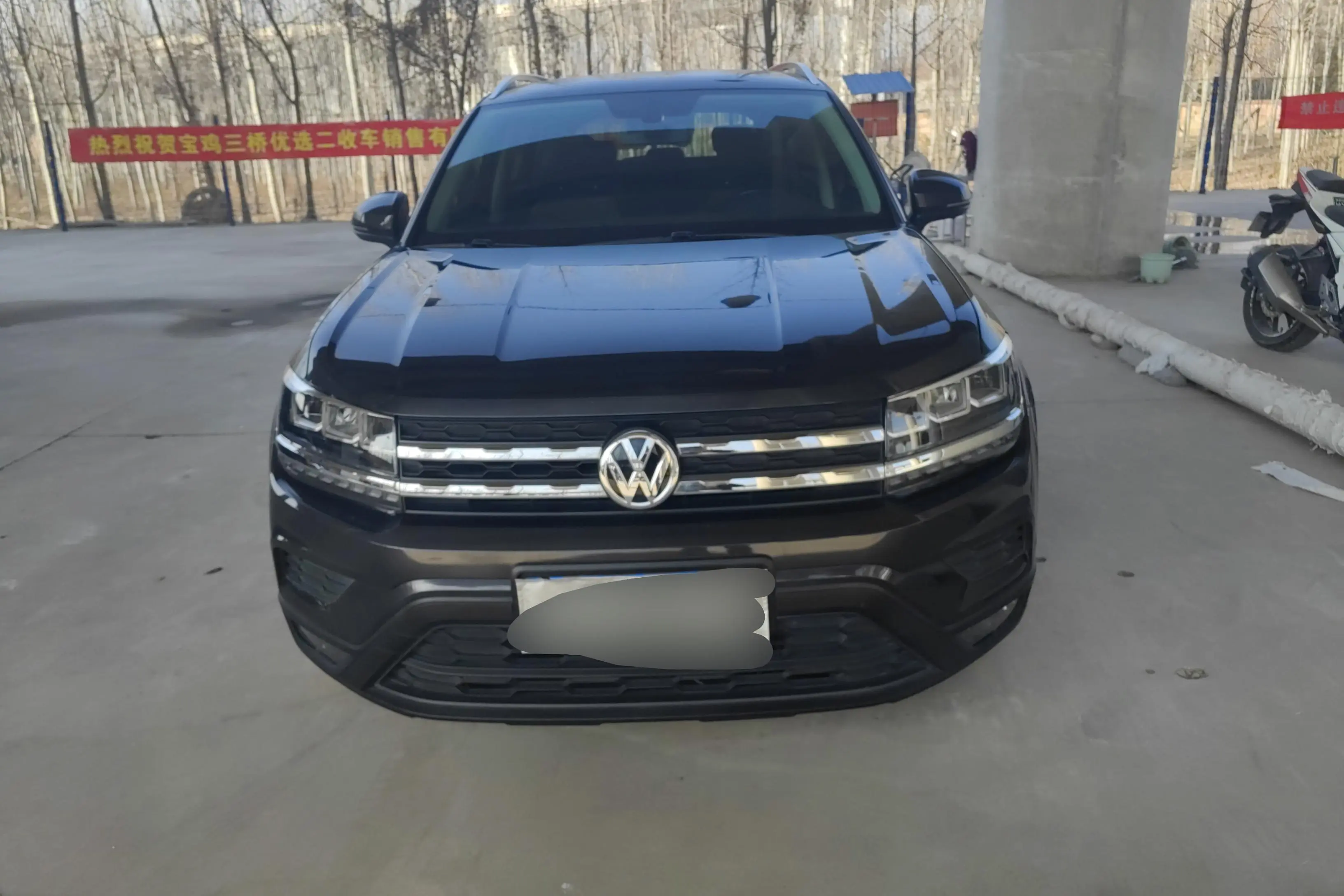 Volkswagen Tharu  из Китая