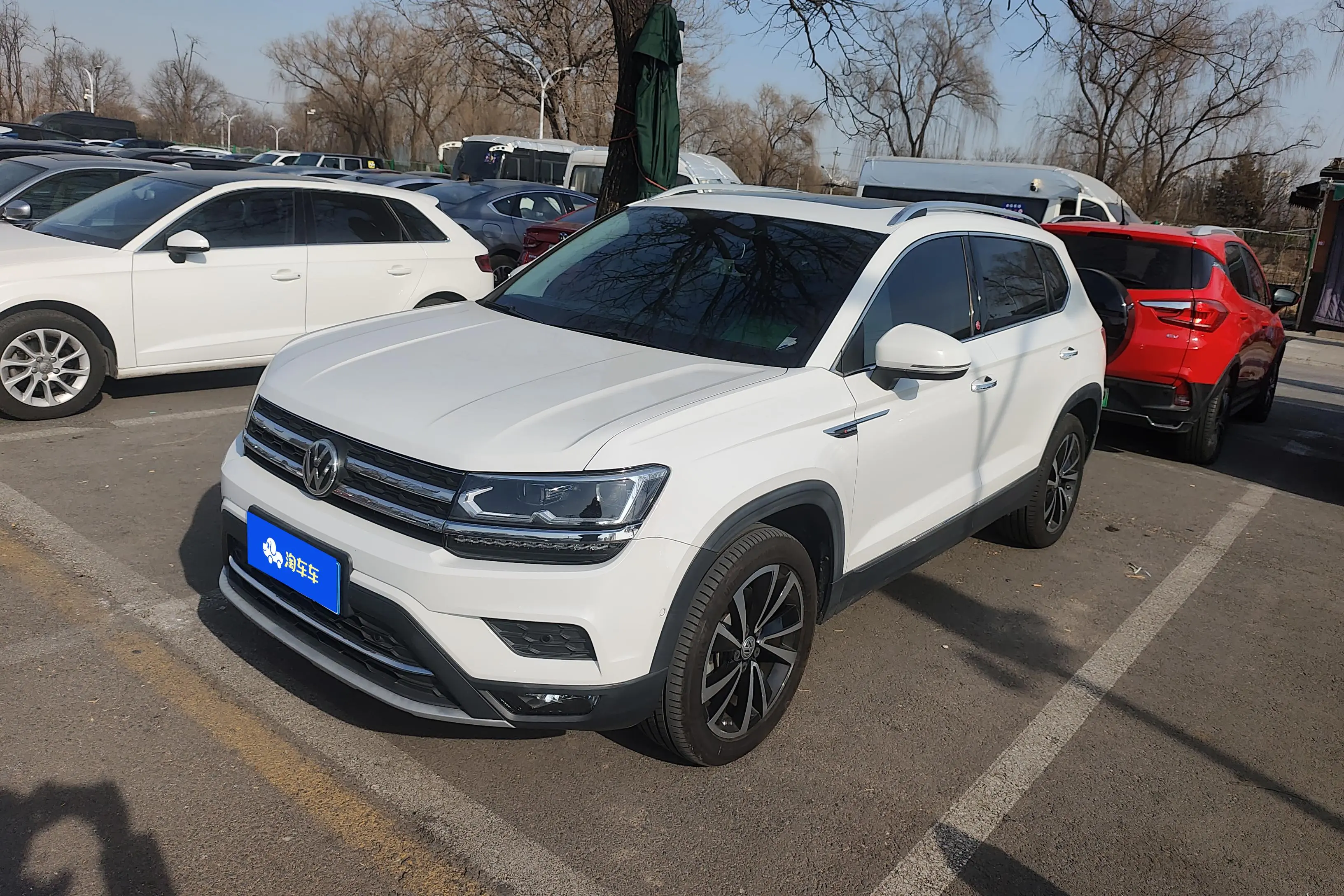 Volkswagen Tharu  из Китая