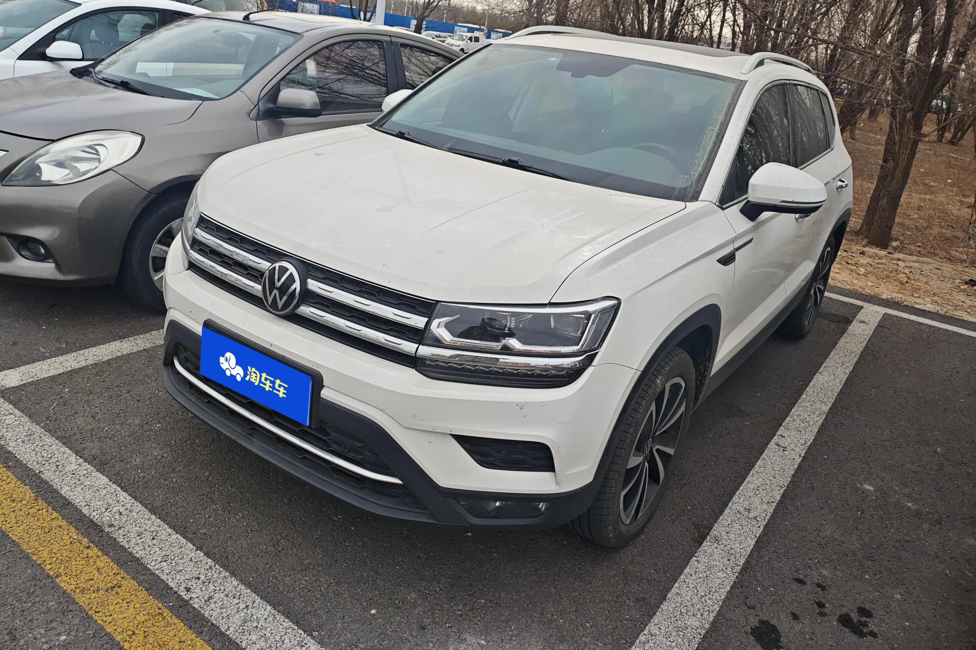 Volkswagen Tharu  из Китая