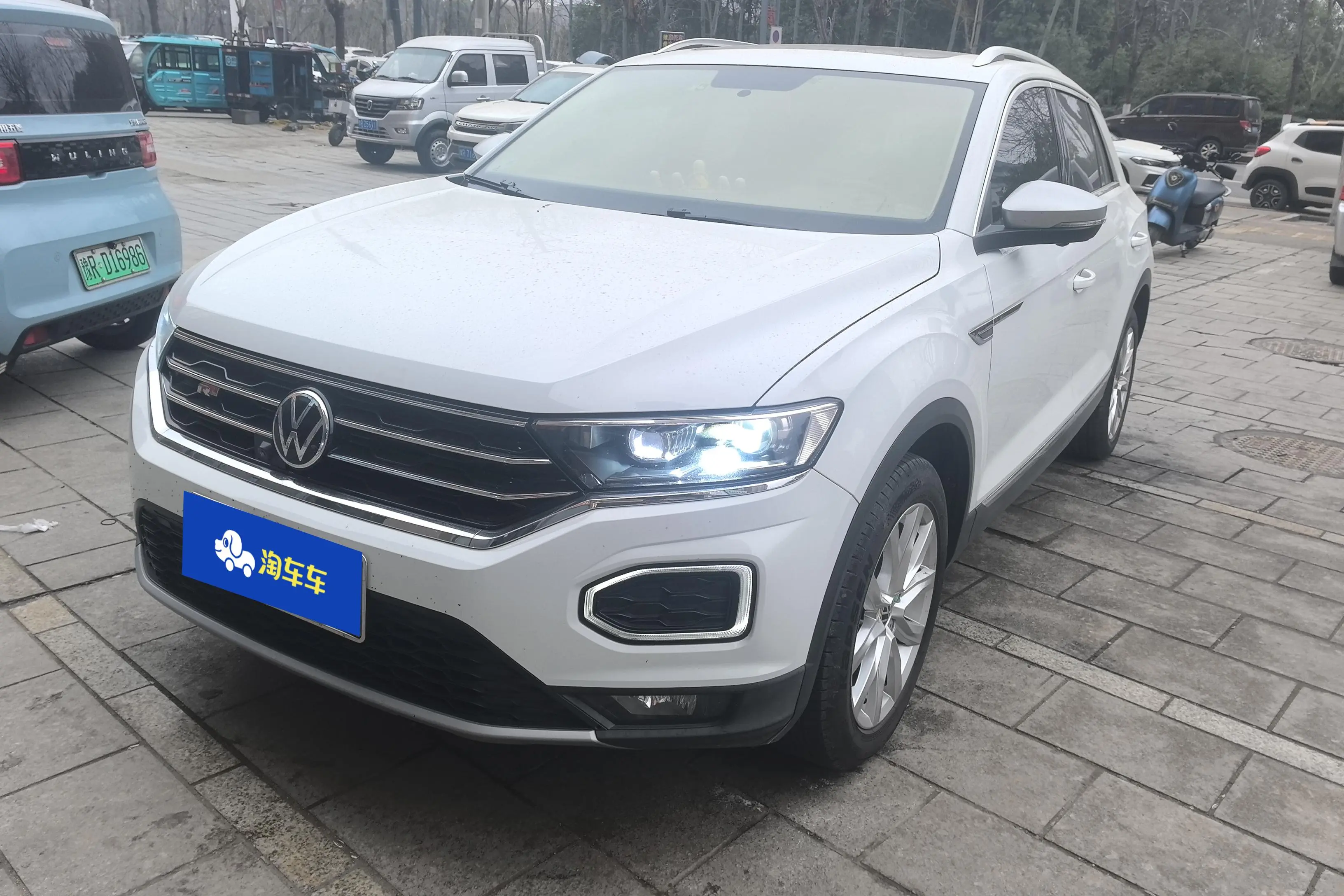 Volkswagen T-Roc  из Китая