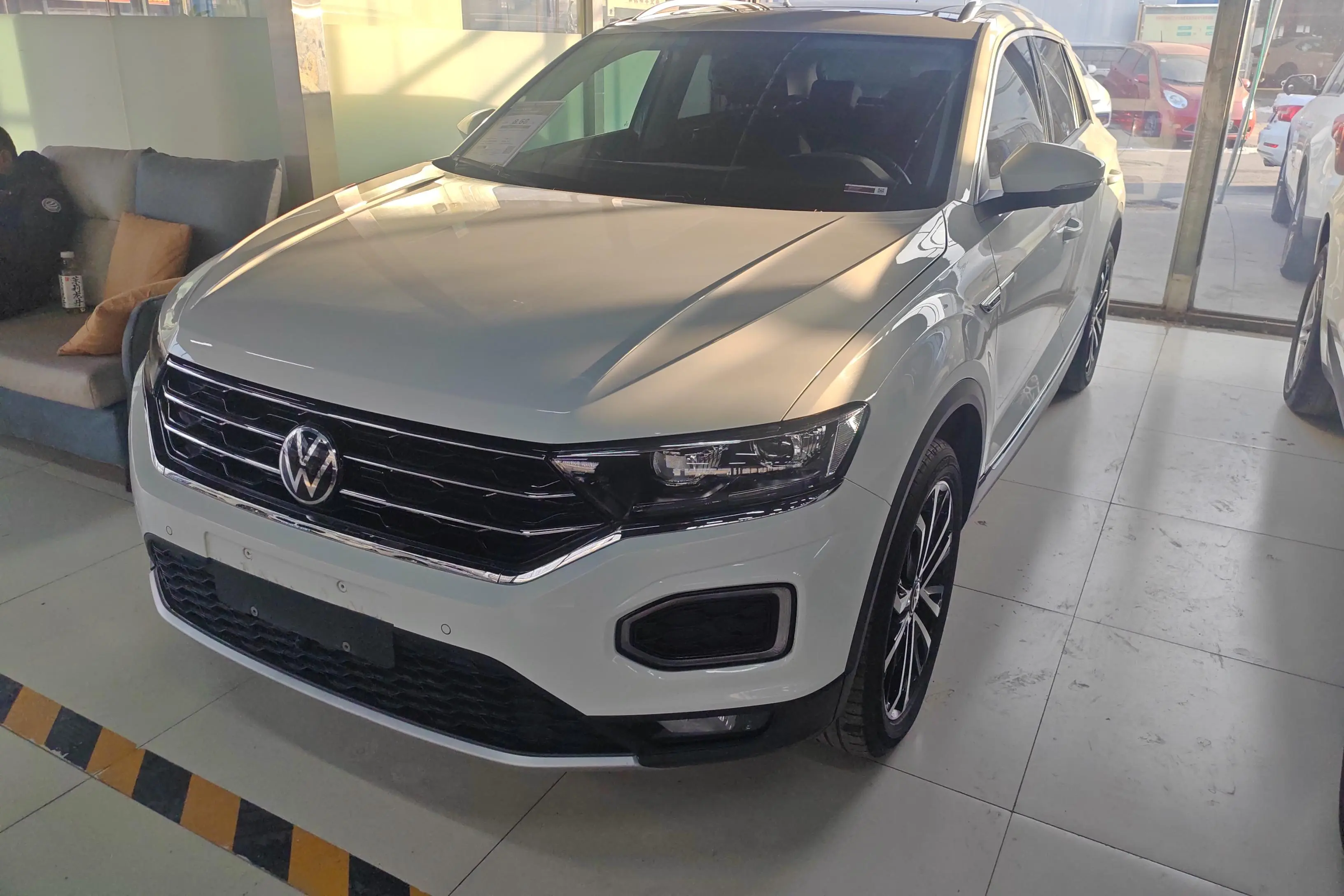 Volkswagen T-Roc  из Китая