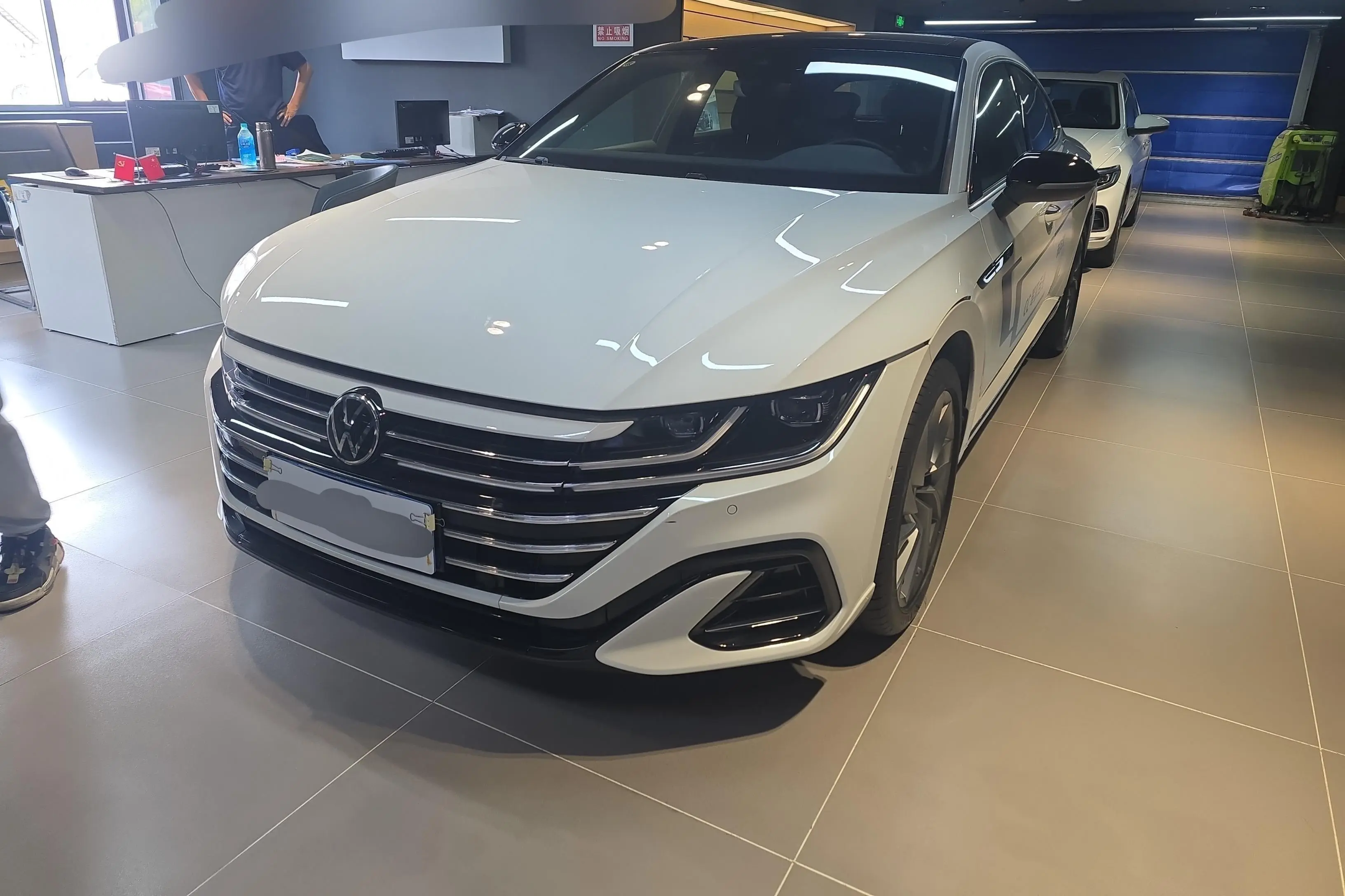 Volkswagen Arteon (CC)  из Китая