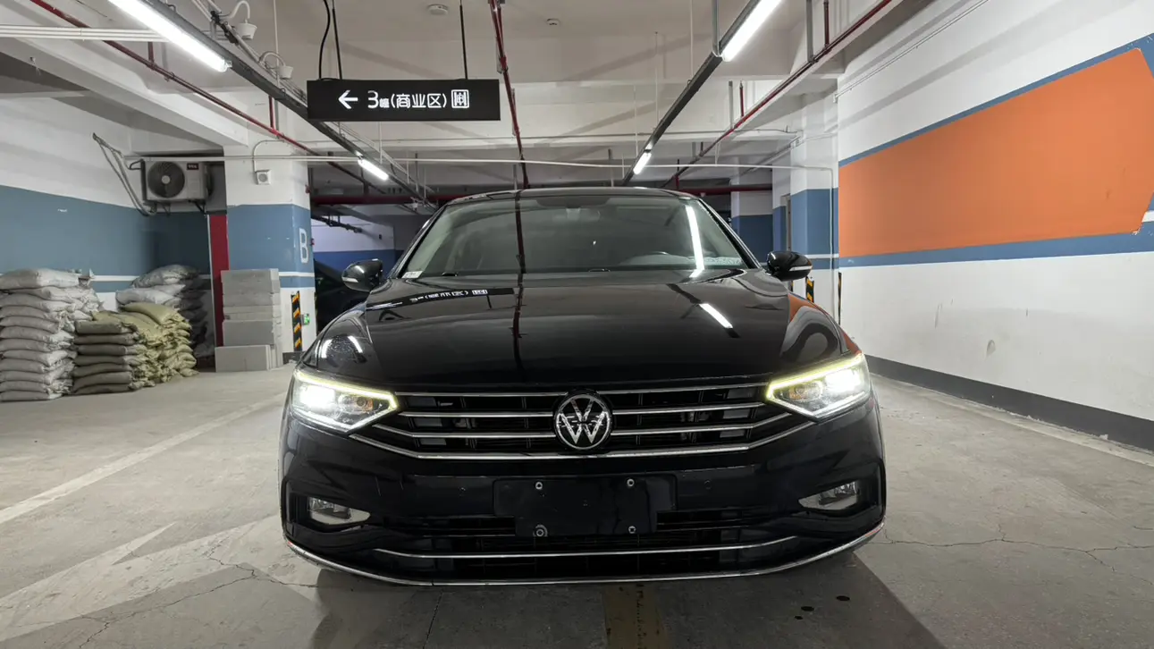 Volkswagen Magotan  из Китая