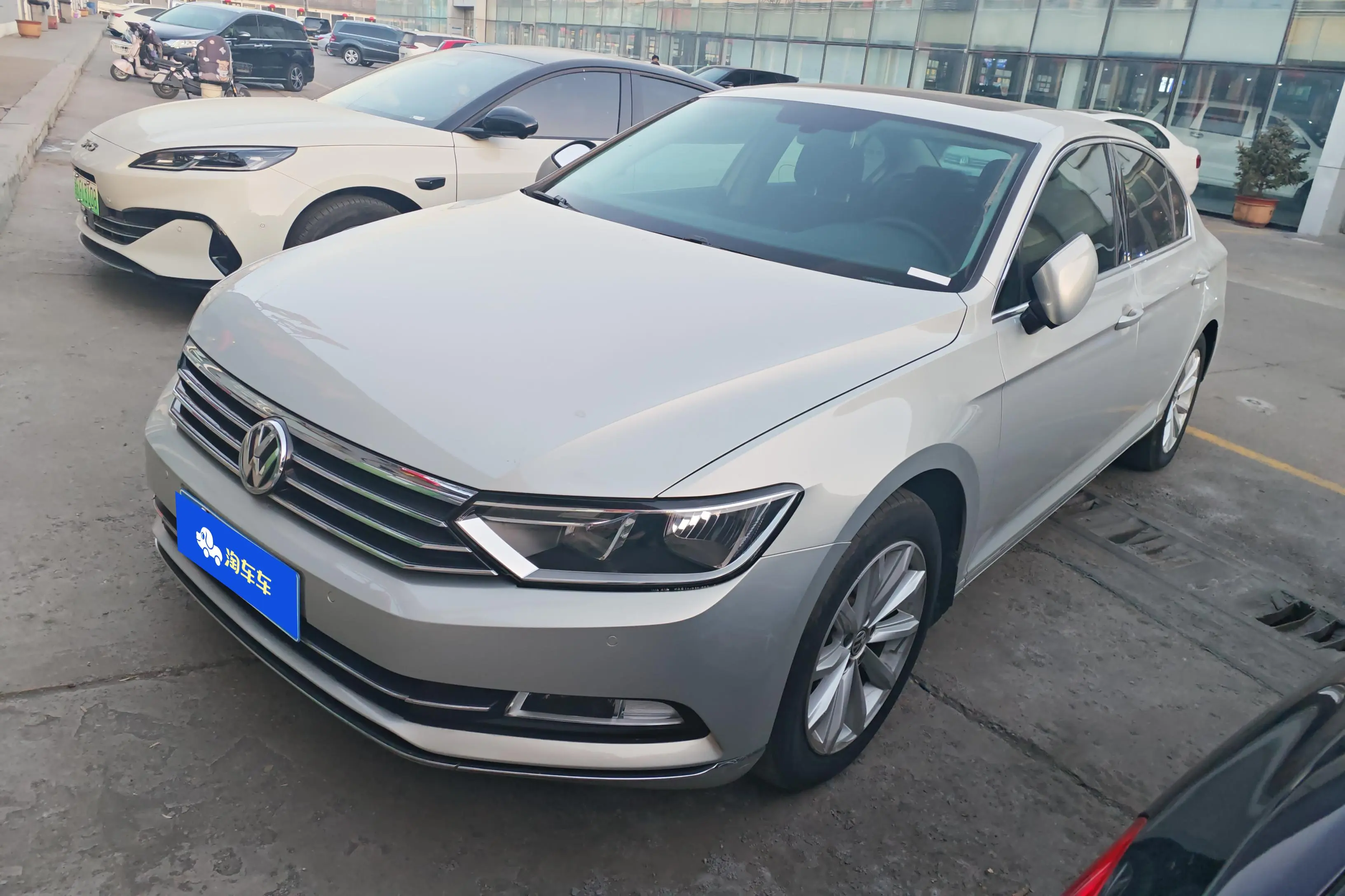 Volkswagen Magotan  из Китая