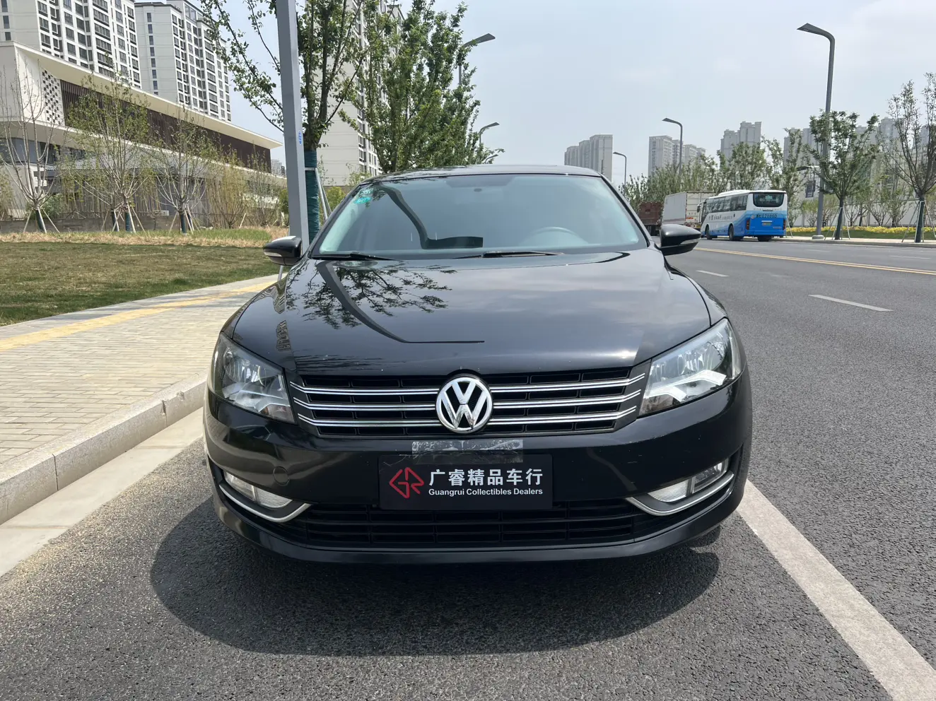 Volkswagen Passat  из Китая