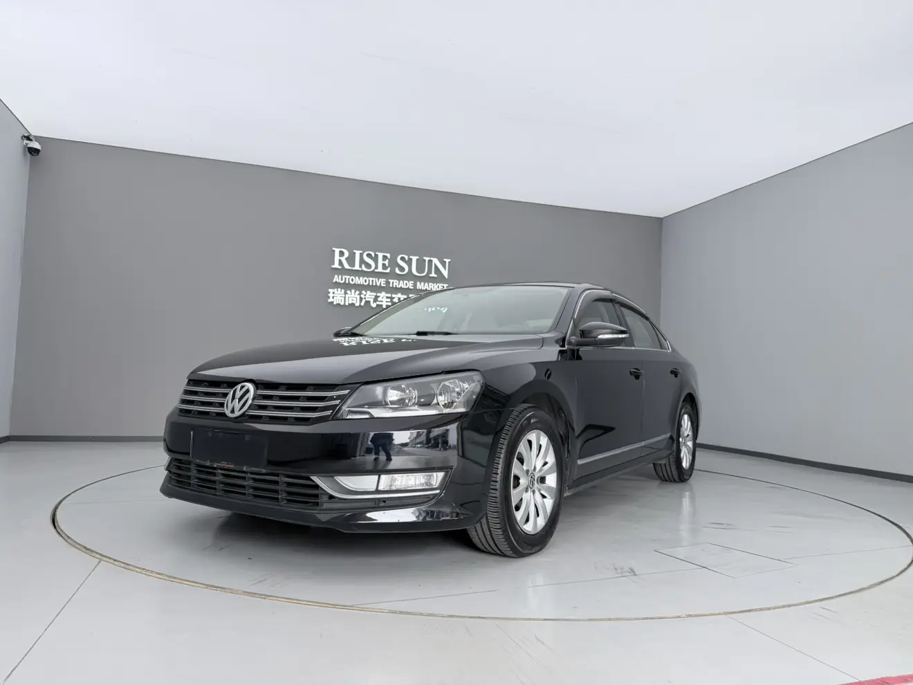 Volkswagen Passat  из Китая