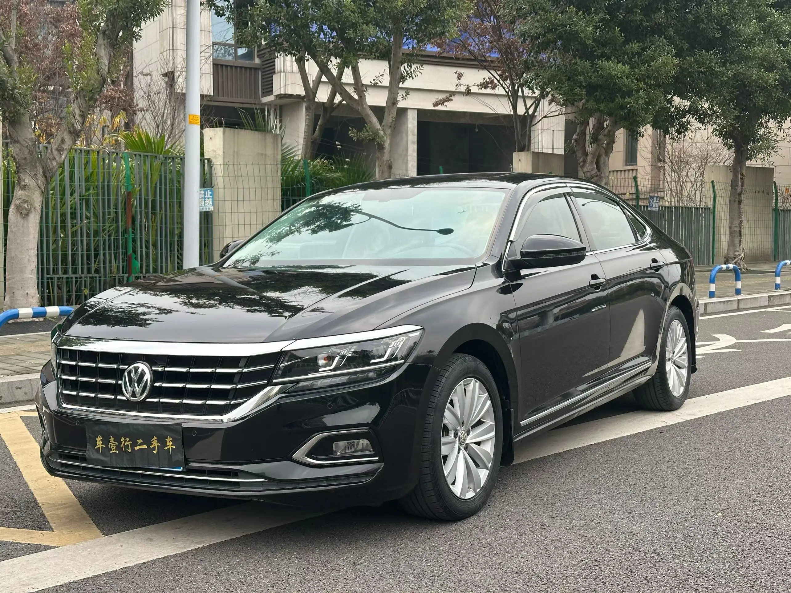 Volkswagen Passat  из Китая