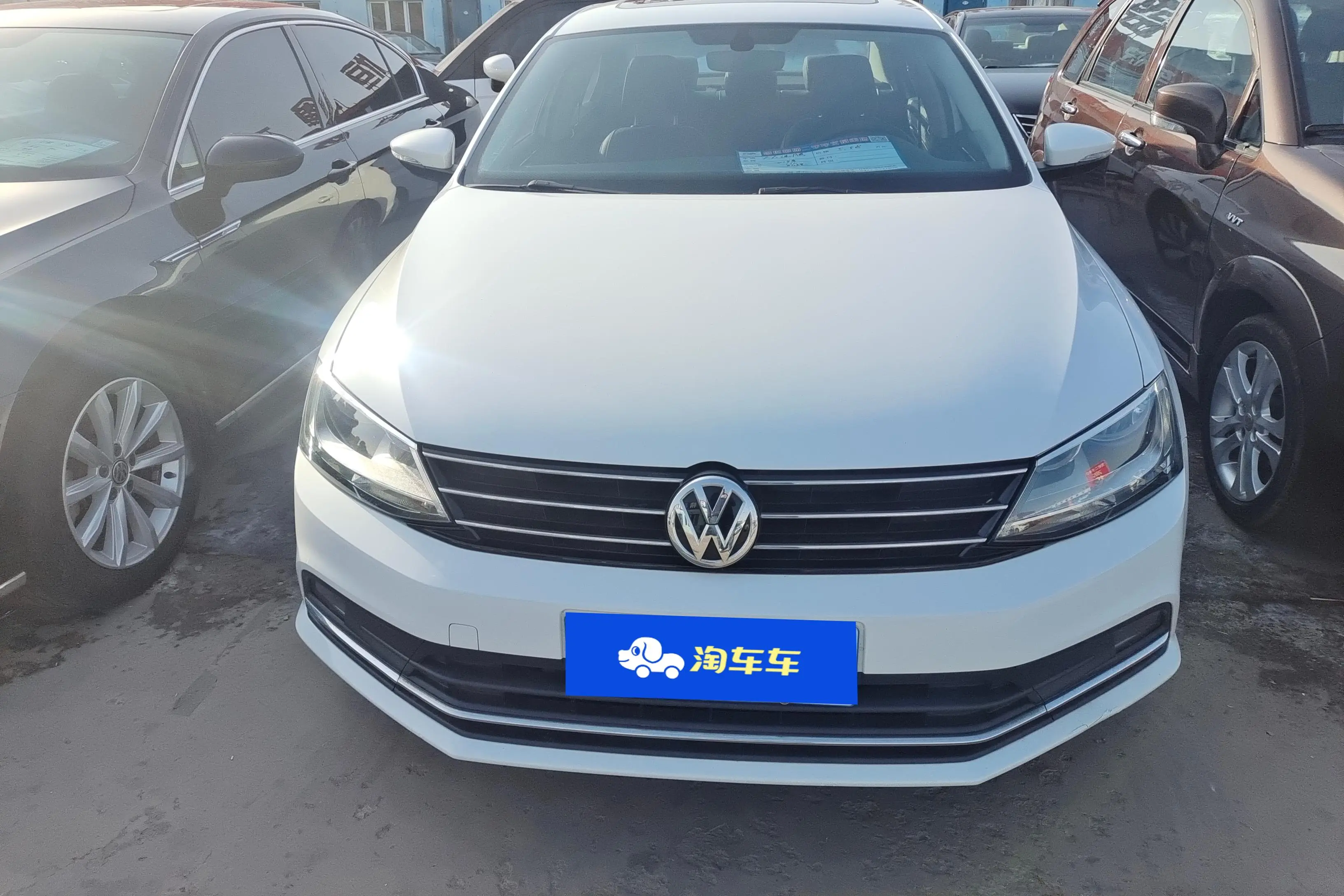 Volkswagen Sagitar  из Китая